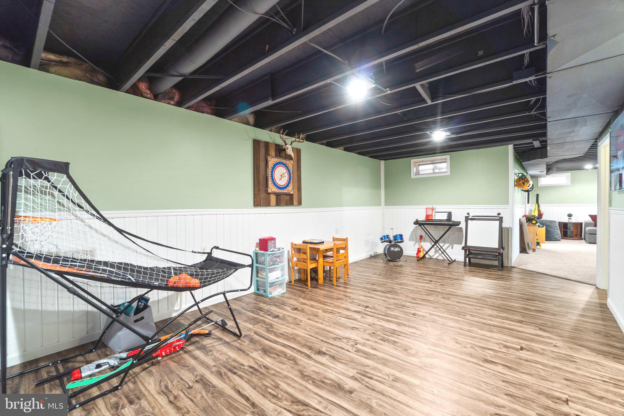 VILLAS AT WESTWINDS - Residential