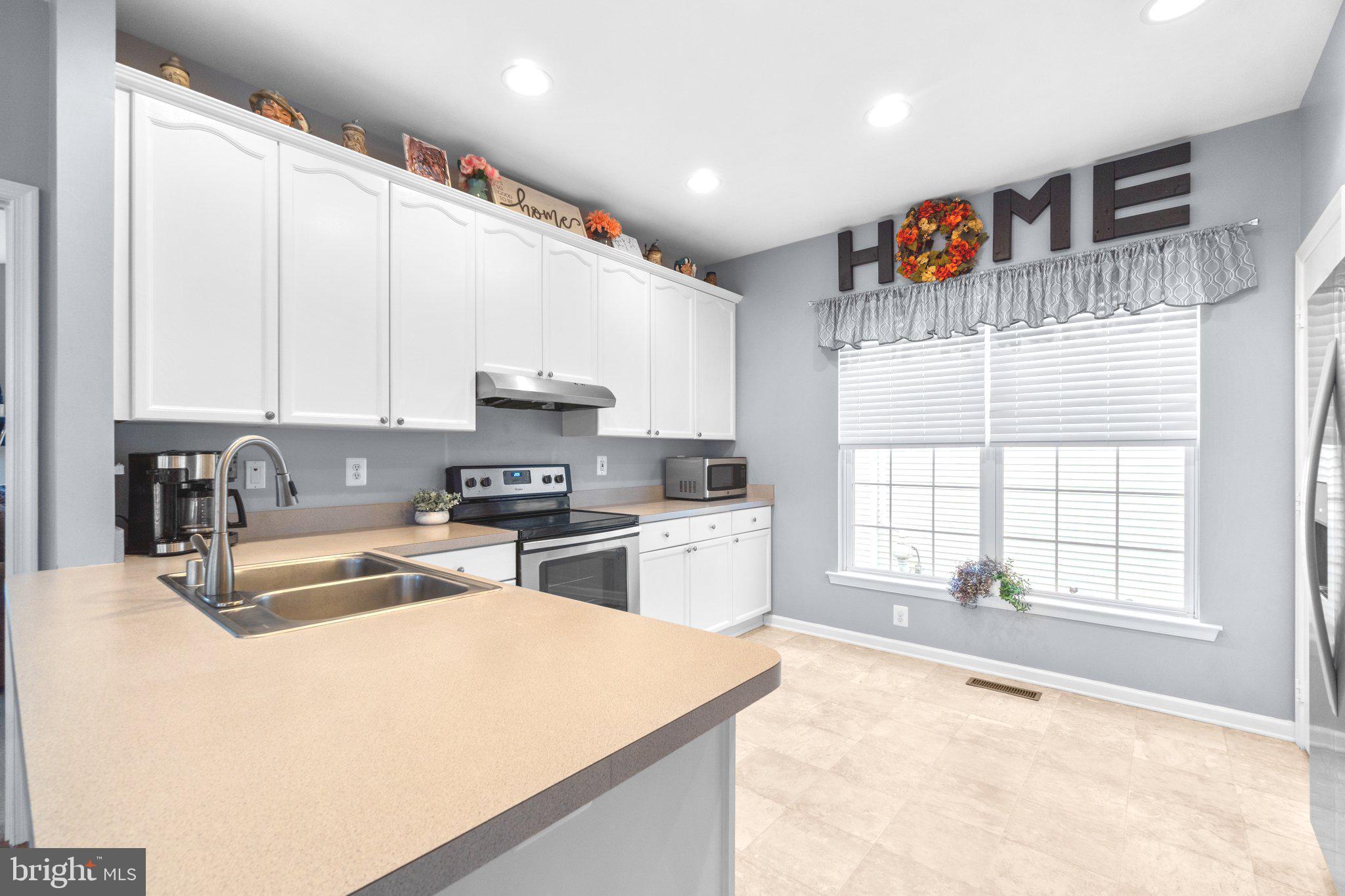 VILLAS AT WESTWINDS - Residential