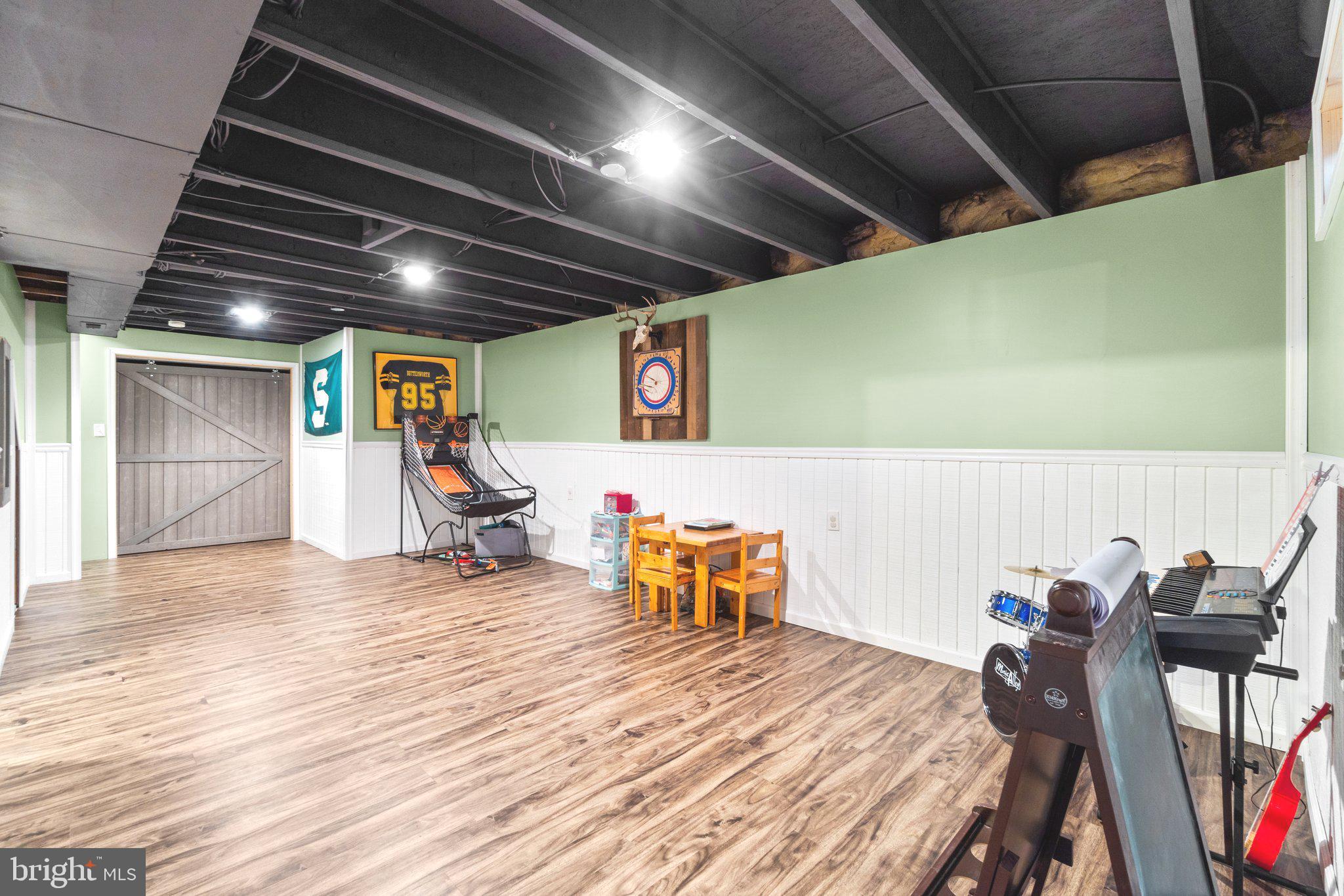 VILLAS AT WESTWINDS - Residential