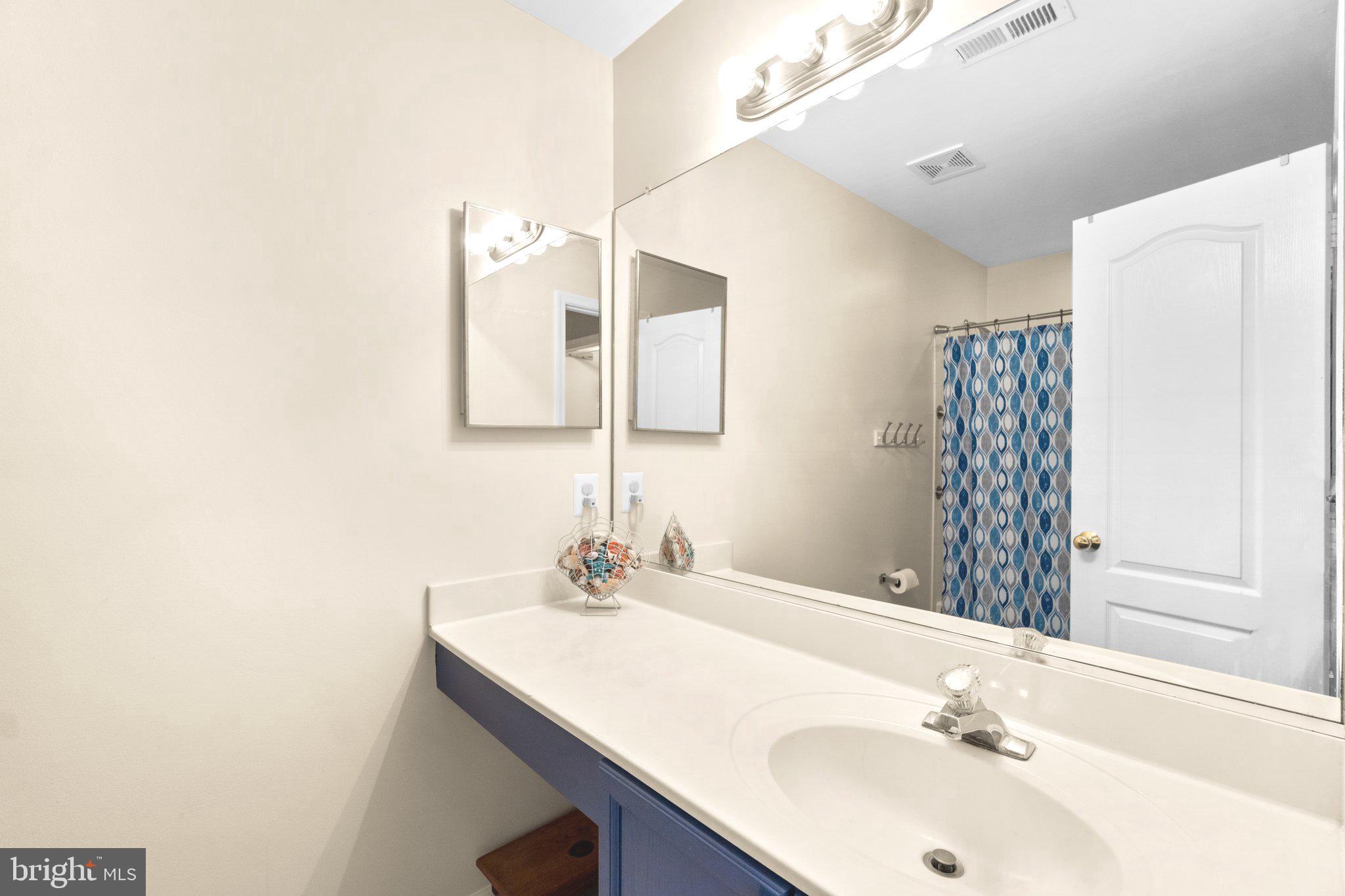 VILLAS AT WESTWINDS - Residential