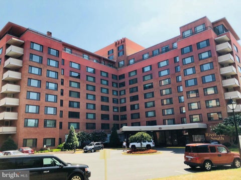 Condo For Rent - 1021 Arlington Boulevard #601<br/> ARLINGTON, VA 22209