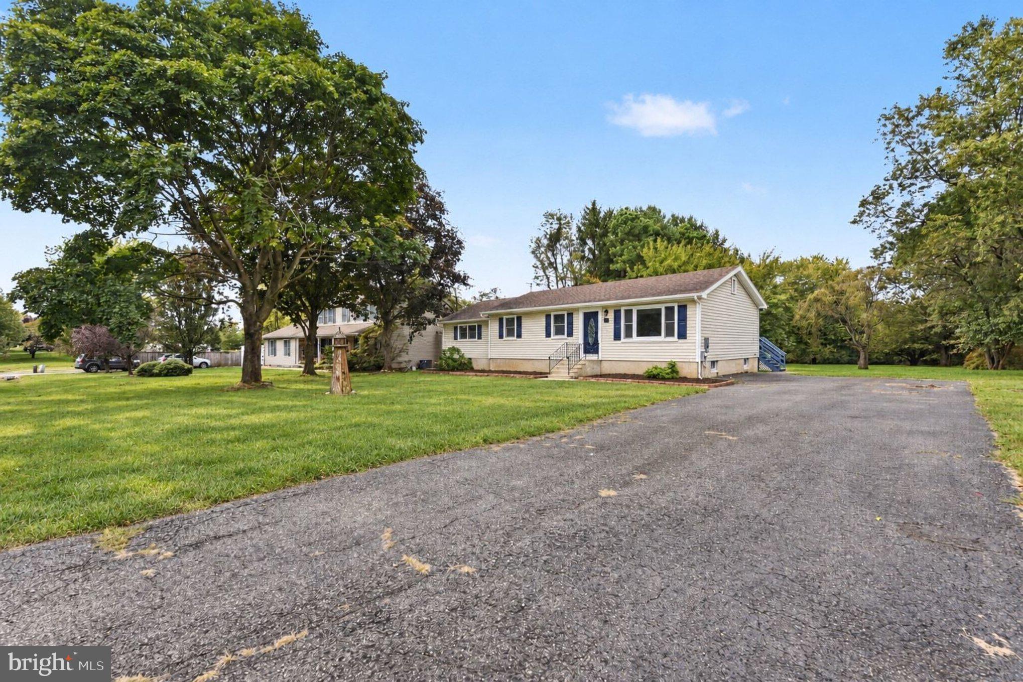 132 MACINTOSH DRIVE