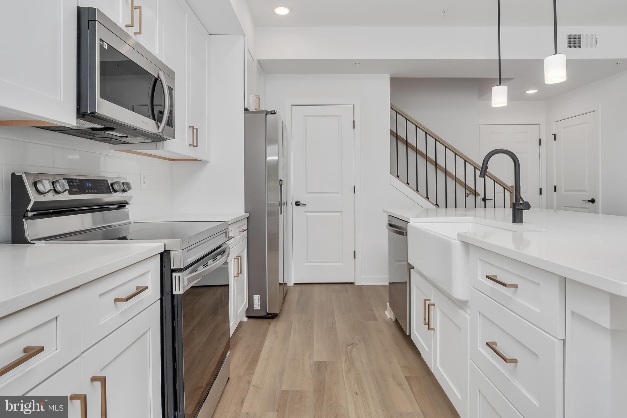 GAMBRILL GLENN - Residential