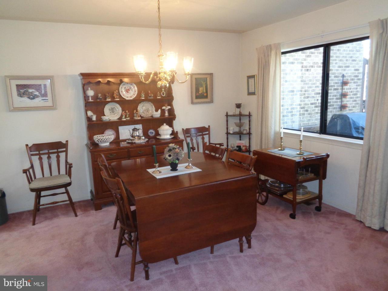 BURKE CENTRE - Residential