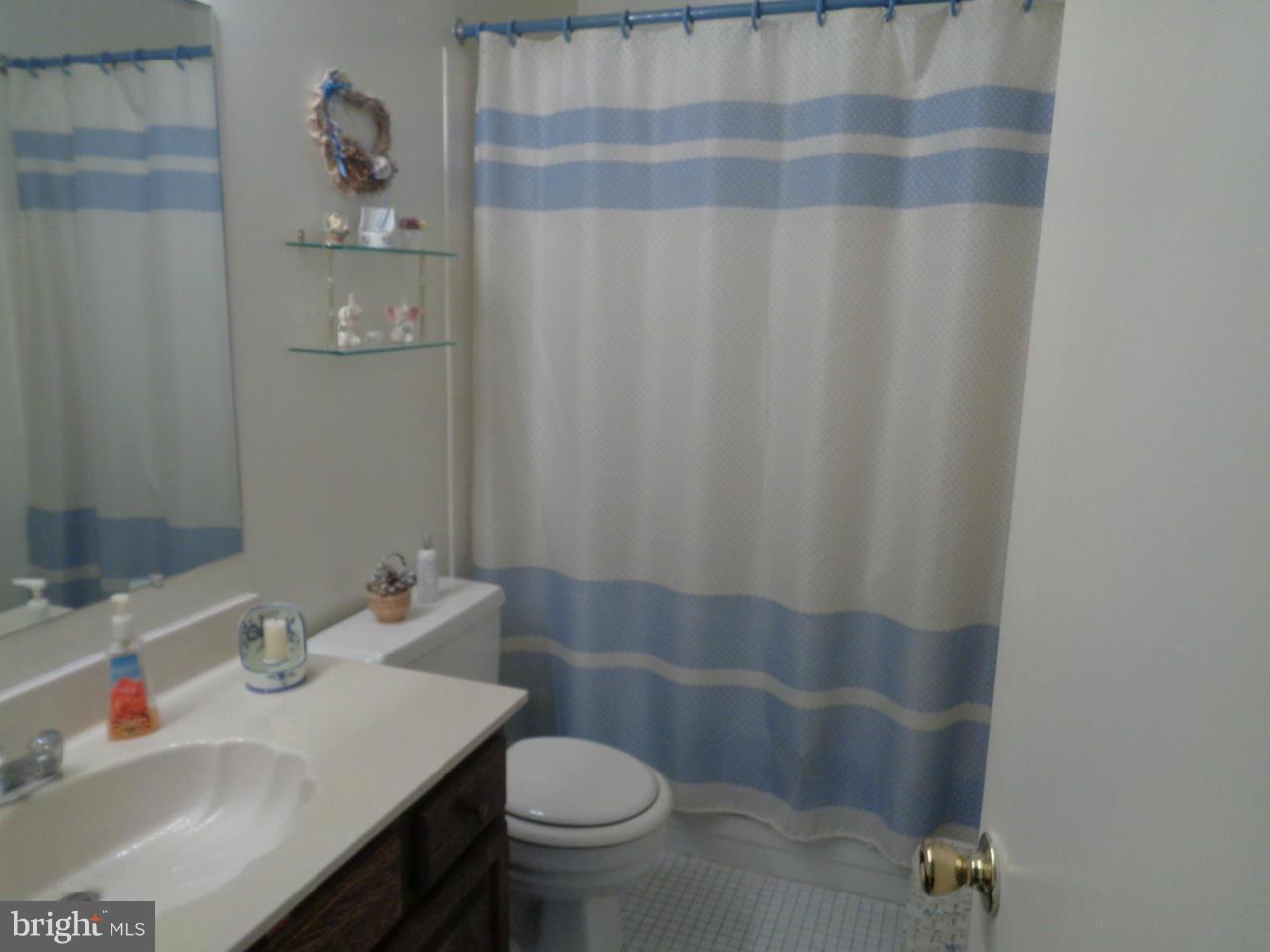 BURKE CENTRE - Residential