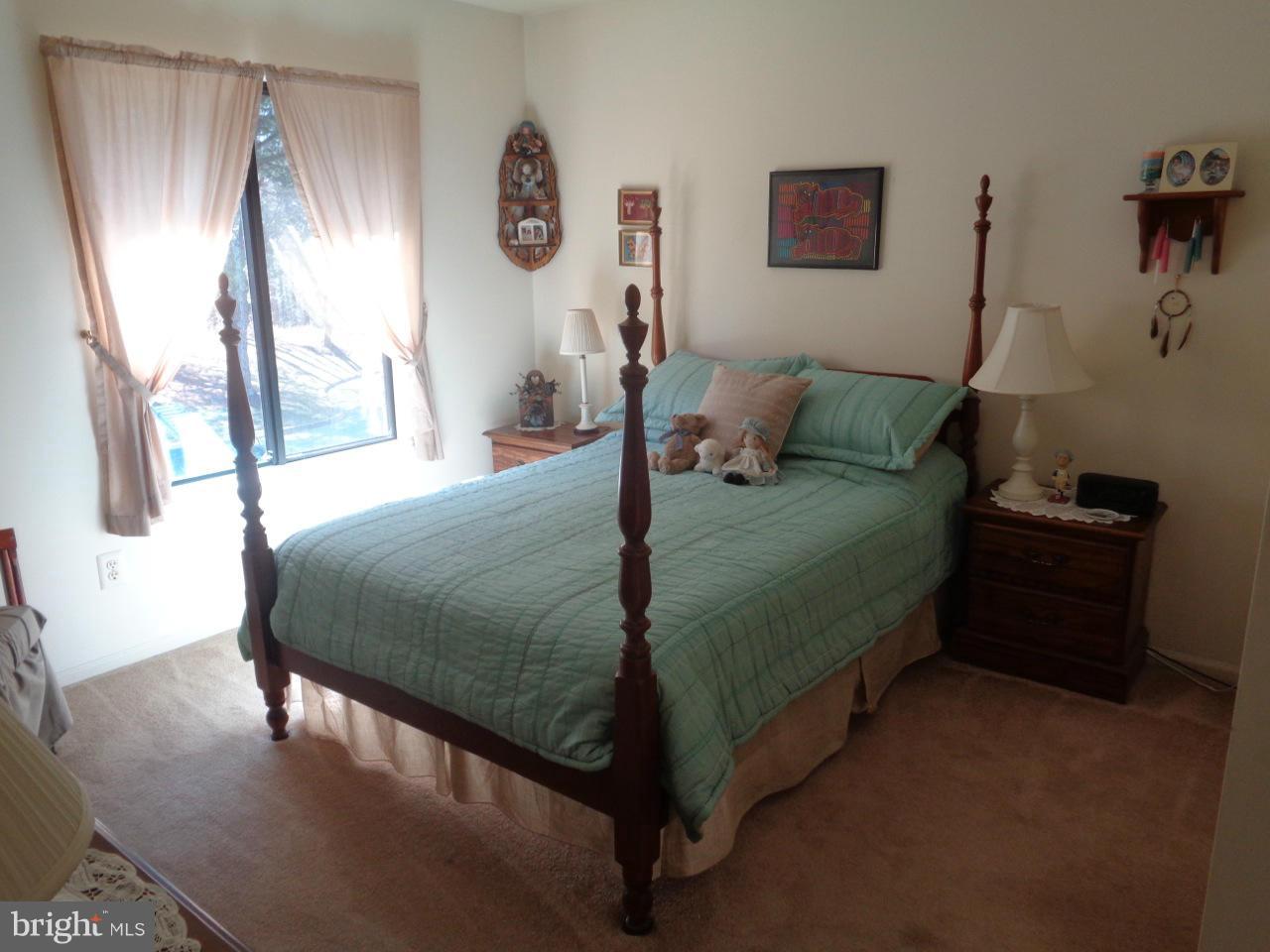 BURKE CENTRE - Residential