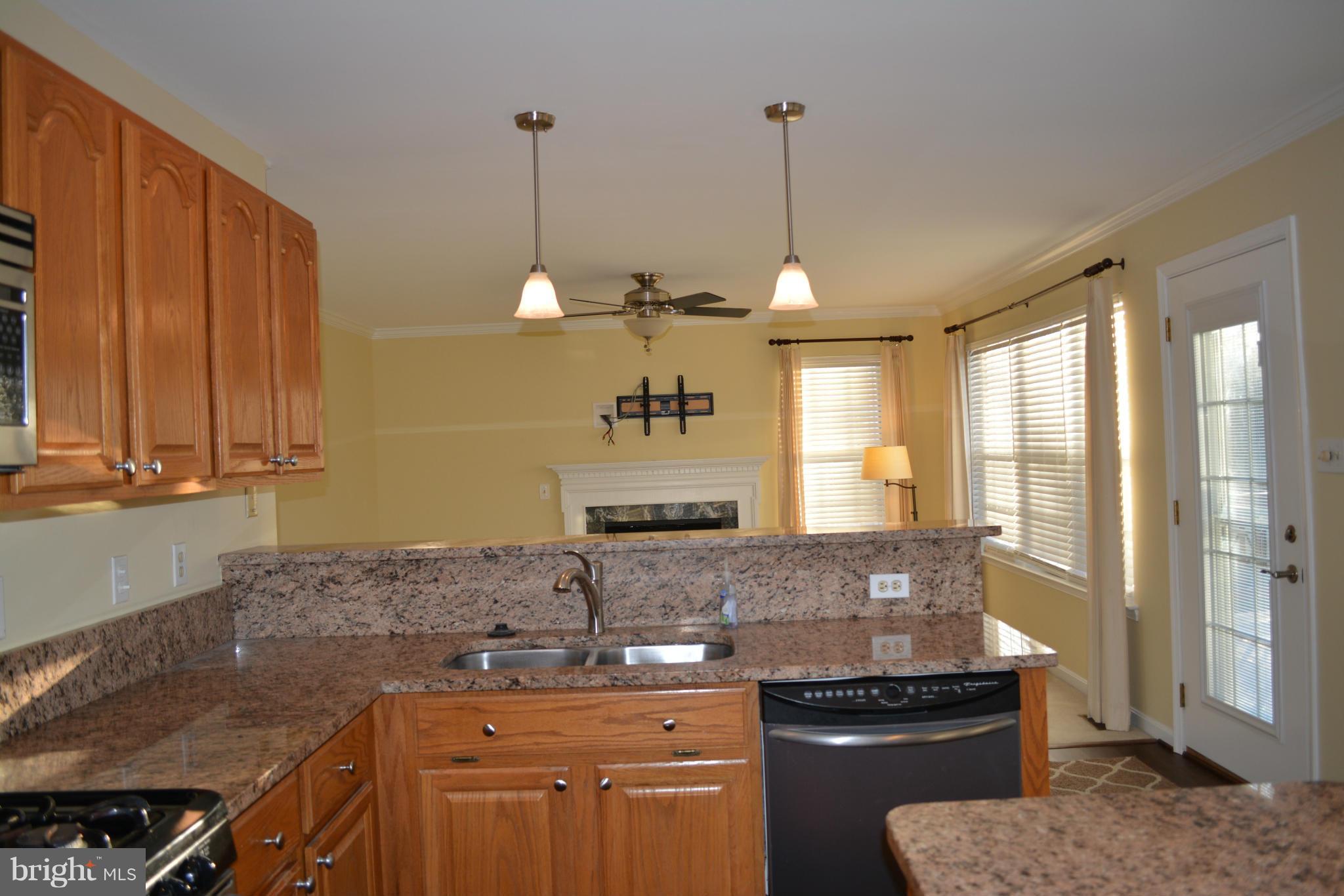 CONSTITUTION HILLS - Residential