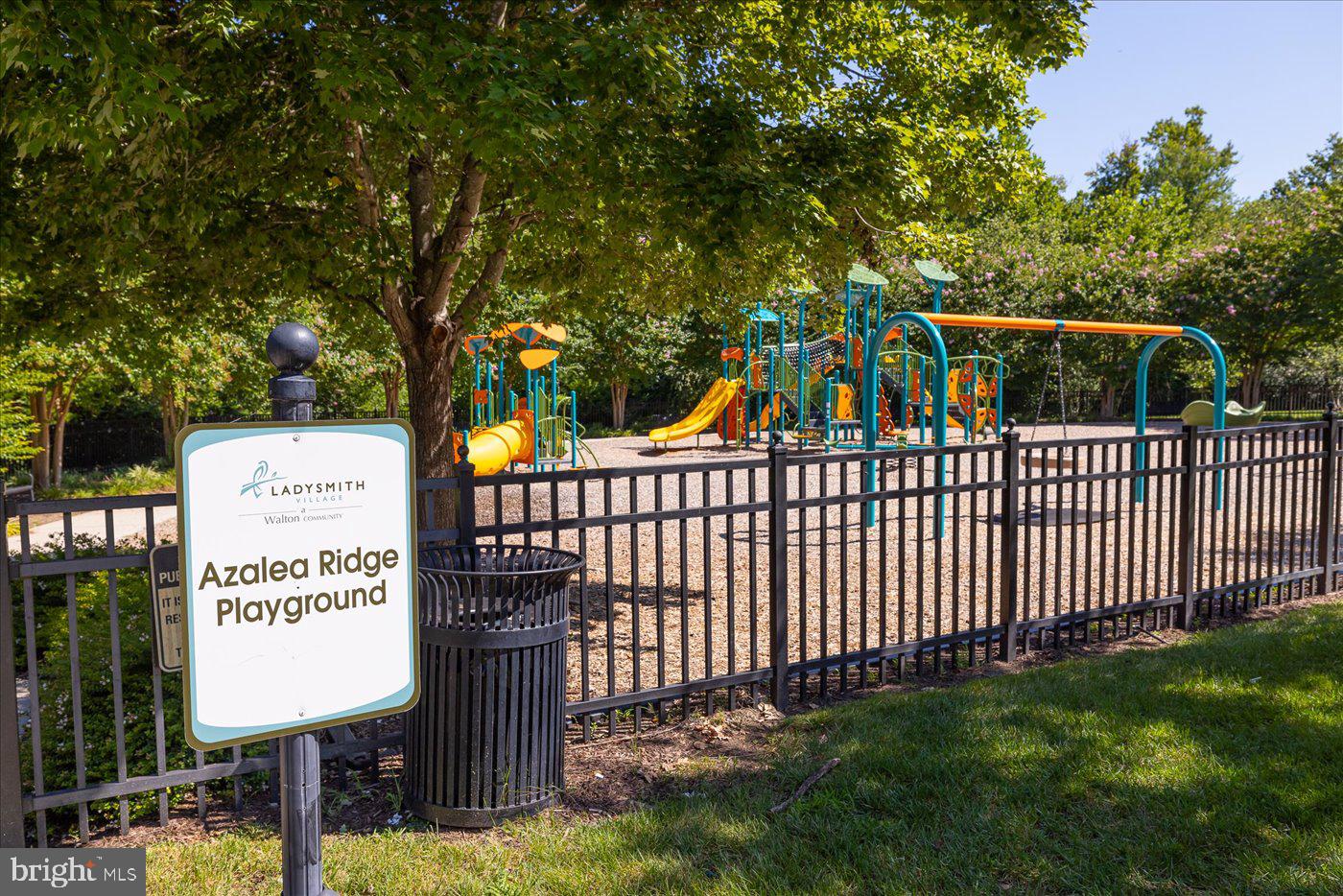 LADYSMITH VILLAGE - Residential