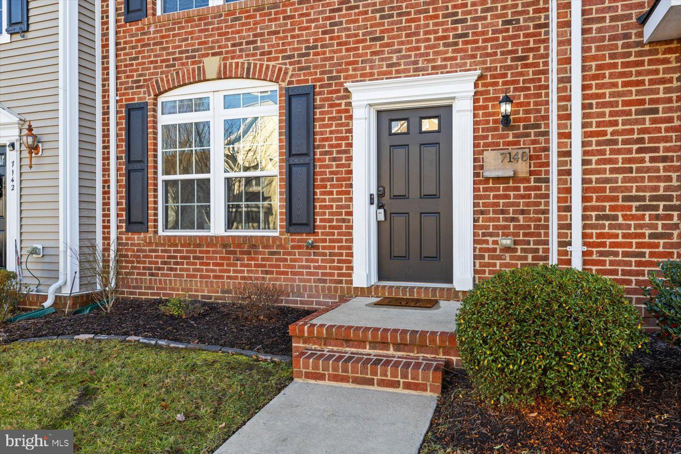 LADYSMITH VILLAGE - Residential