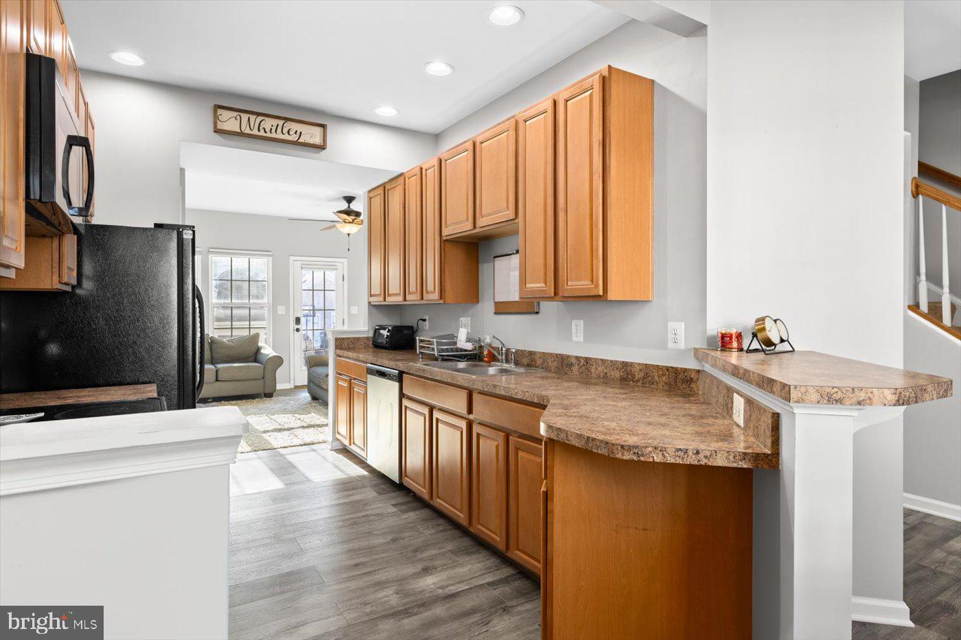 LADYSMITH VILLAGE - Residential