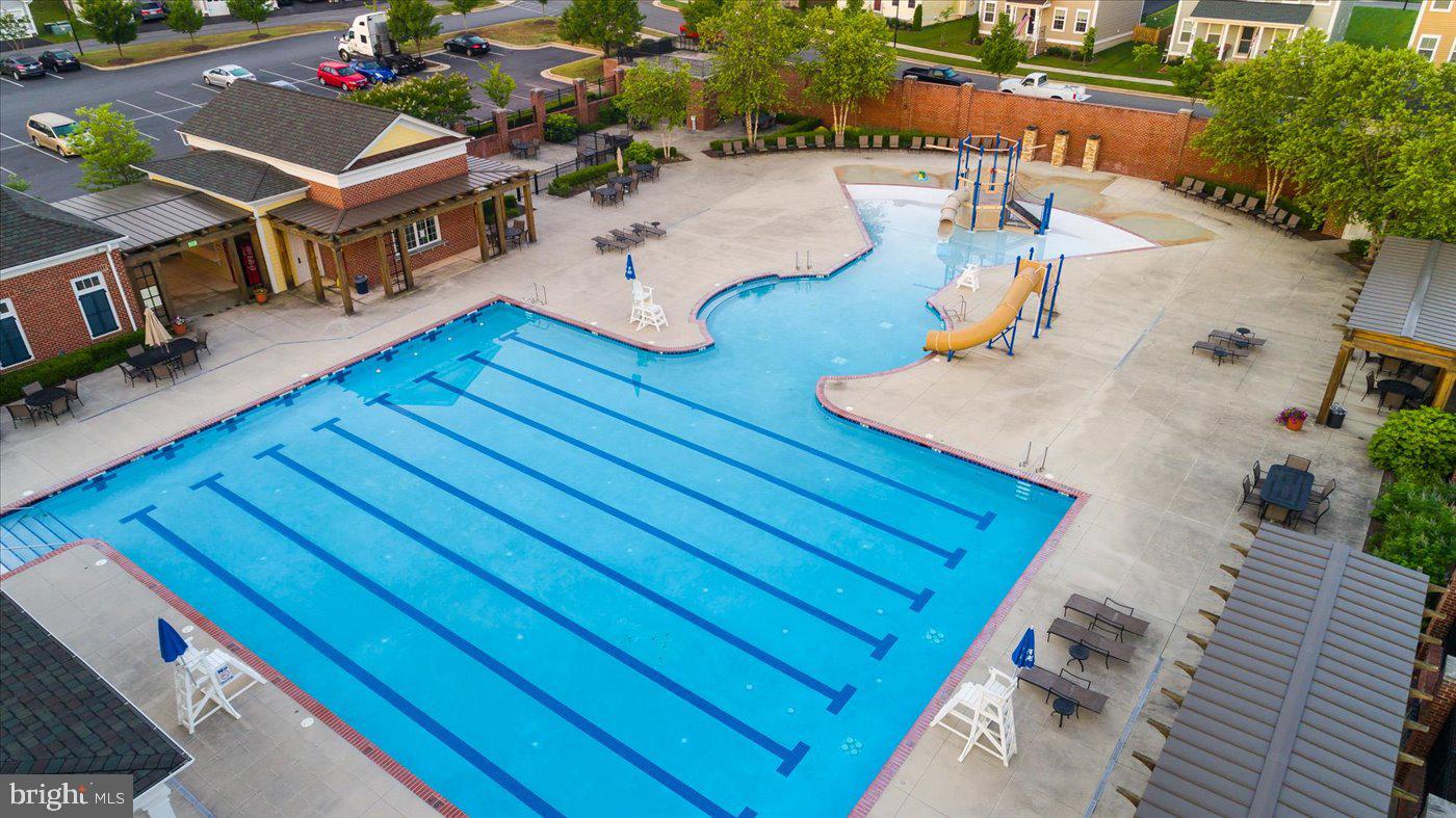 LADYSMITH VILLAGE - Residential