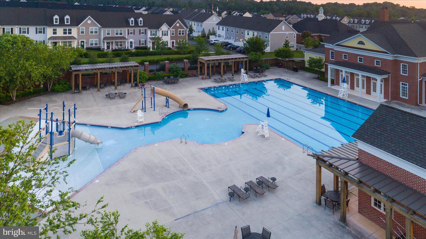 LADYSMITH VILLAGE - Residential