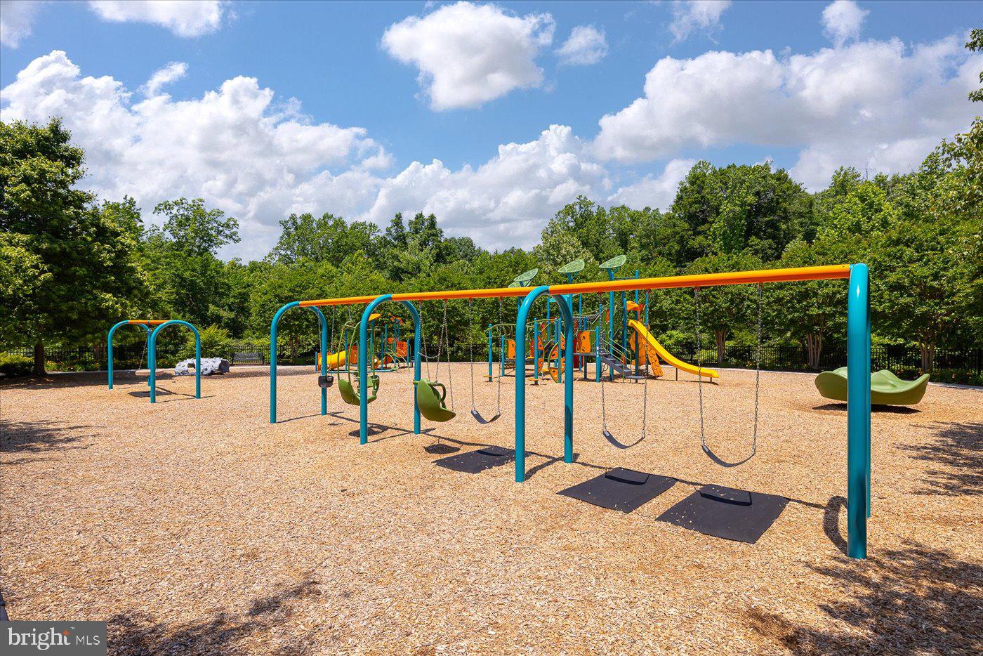 LADYSMITH VILLAGE - Residential