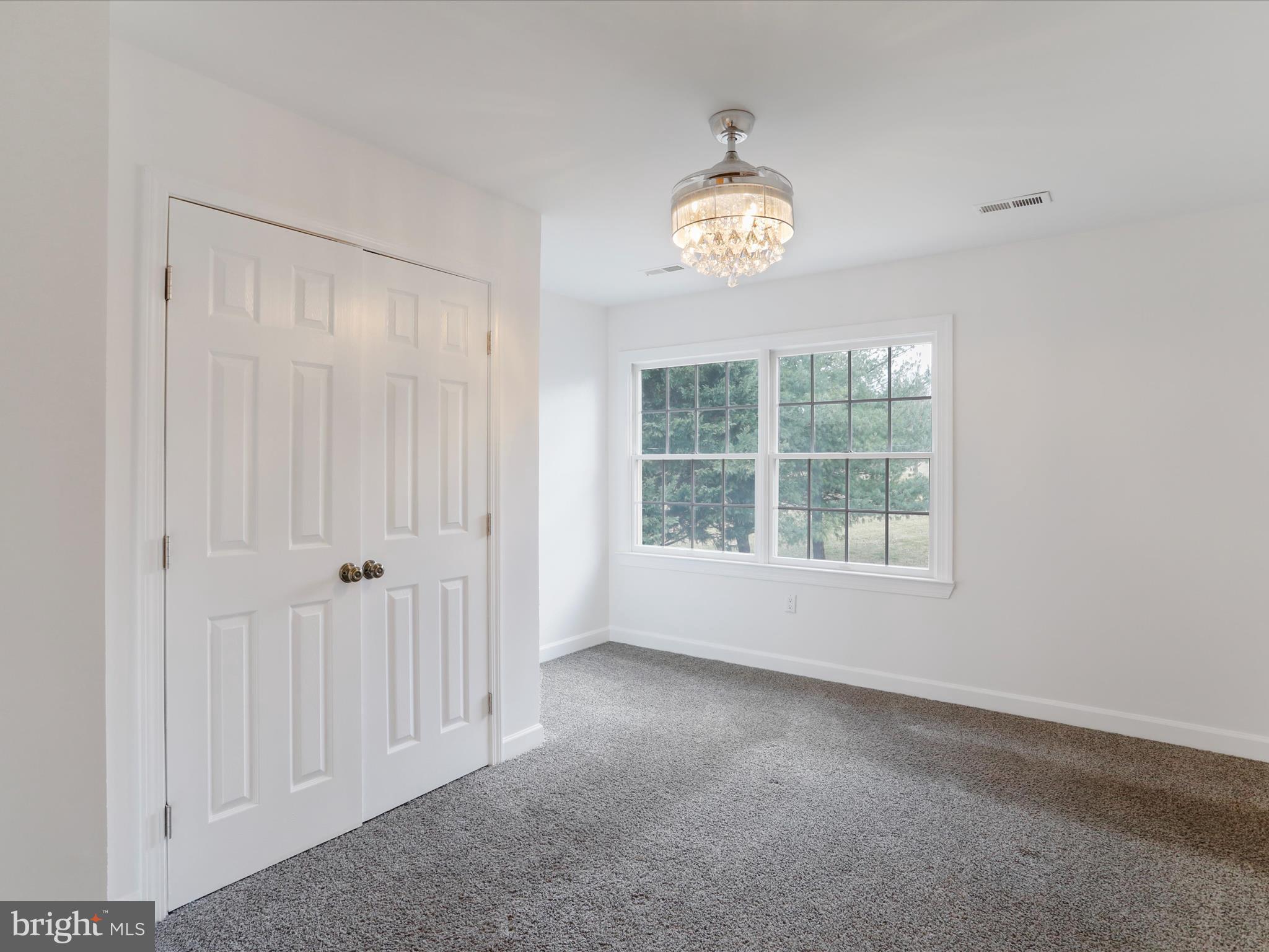 PEMBERTON - Residential