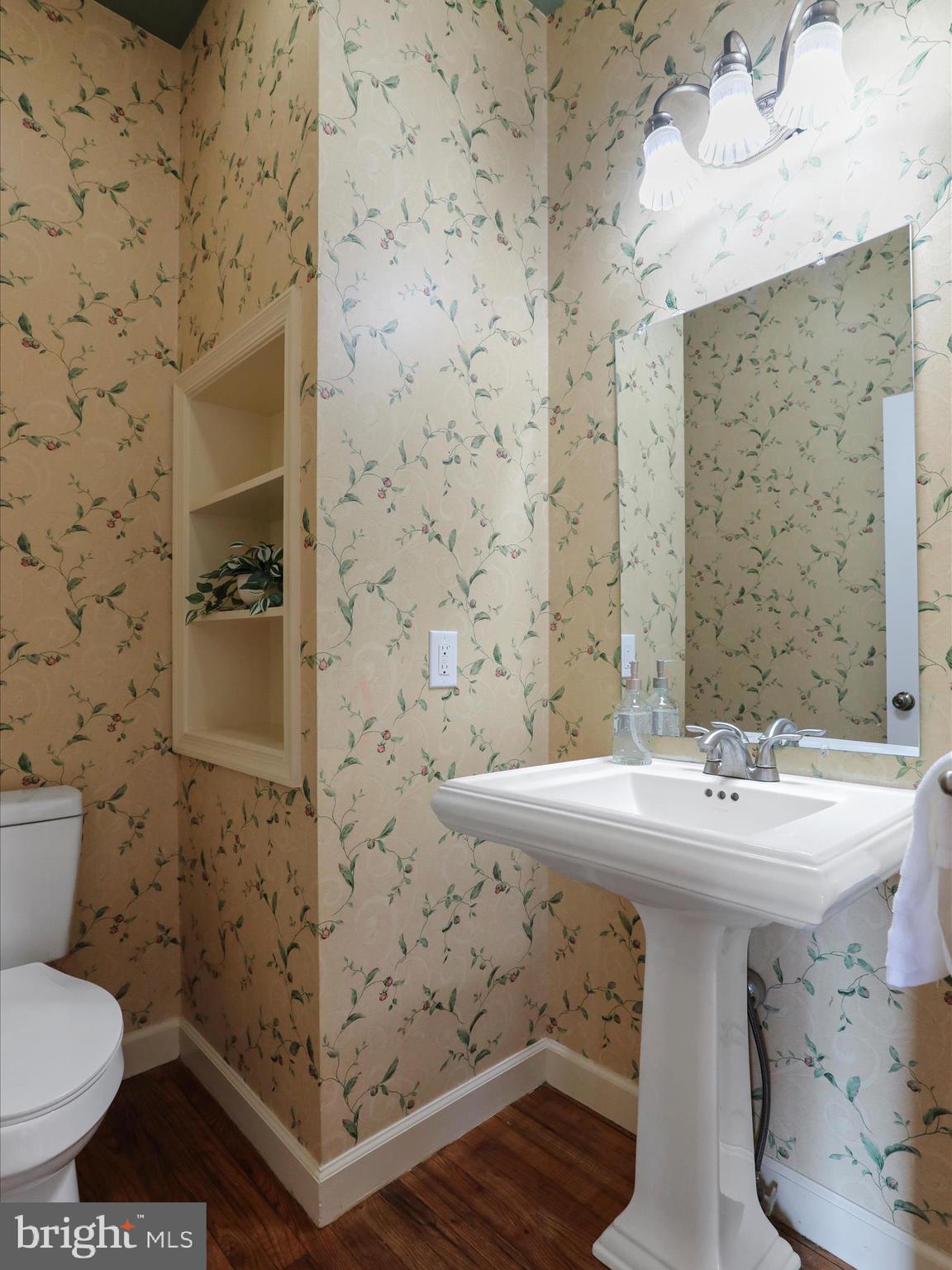 PEMBERTON - Residential