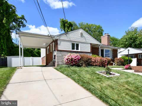 Homes For Sale - 9823 Singleton Drive<br/> BETHESDA, MD 20817