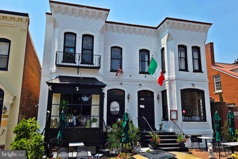 Photo of 305 S Washington Street, ALEXANDRIA, VA 22314 (MLS # VAAX2067662)
