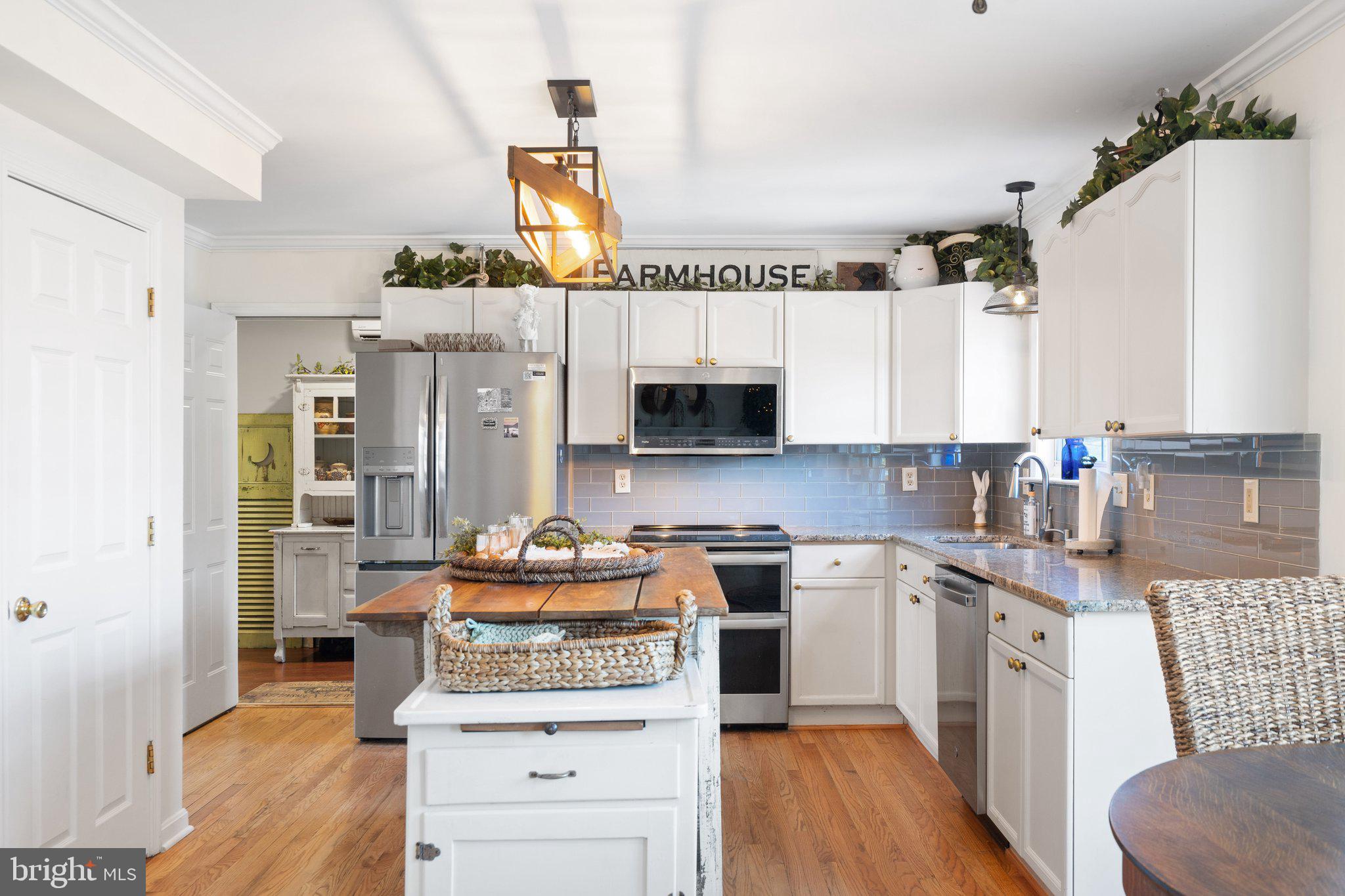 DEER MOUNTAIN ESTATES - Residential