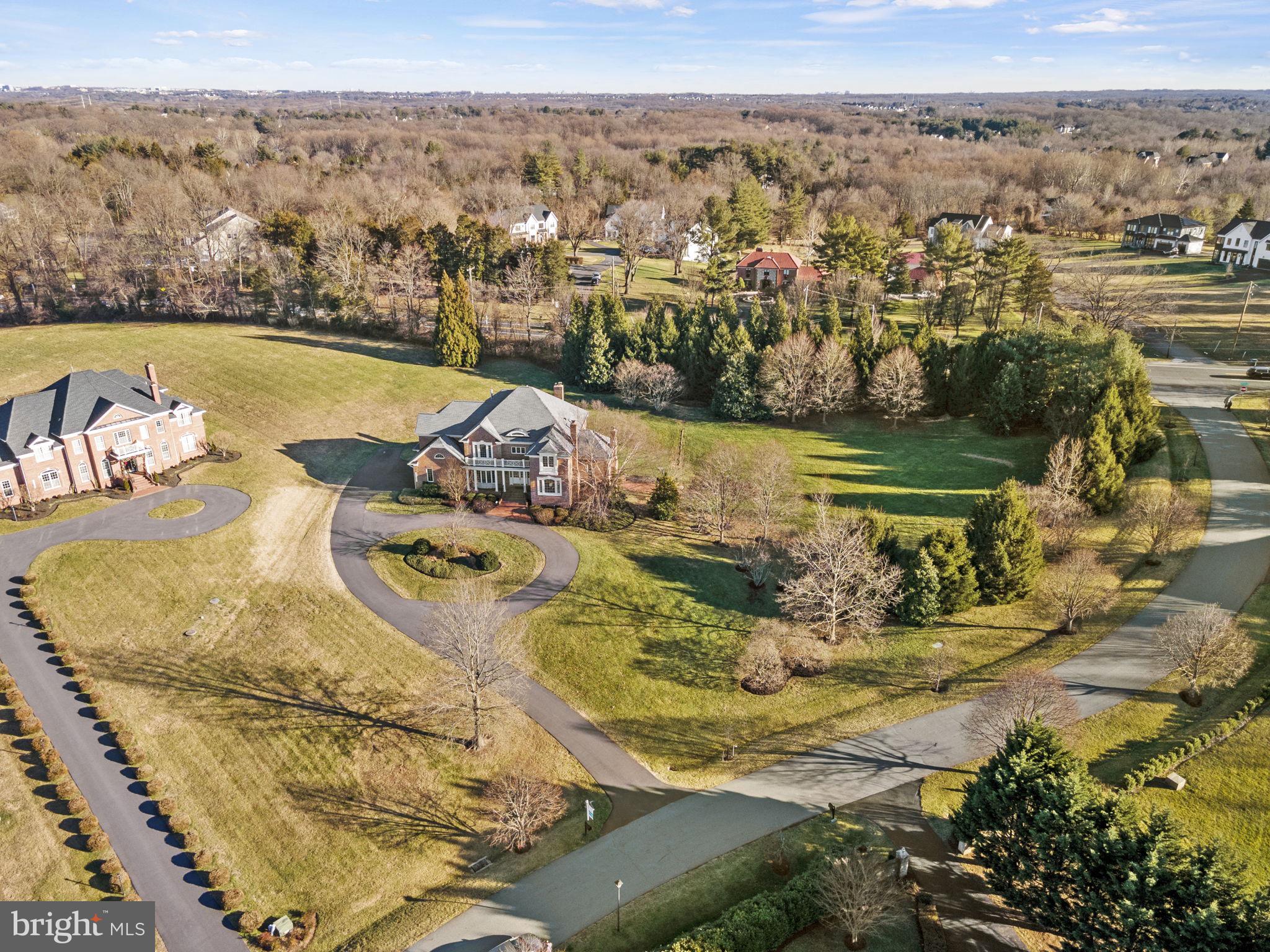 SENECA HIGHLANDS - Residential