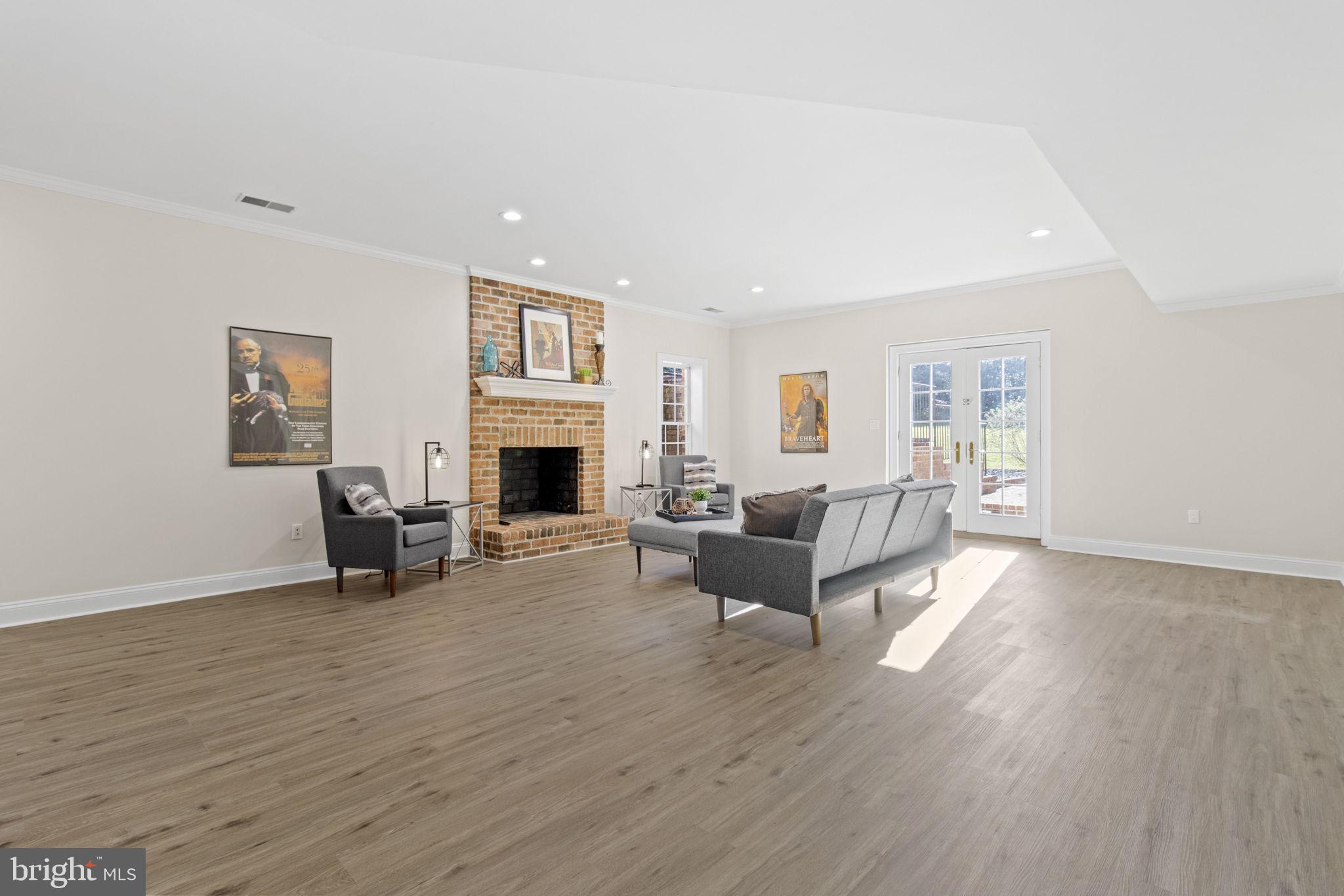 SENECA HIGHLANDS - Residential