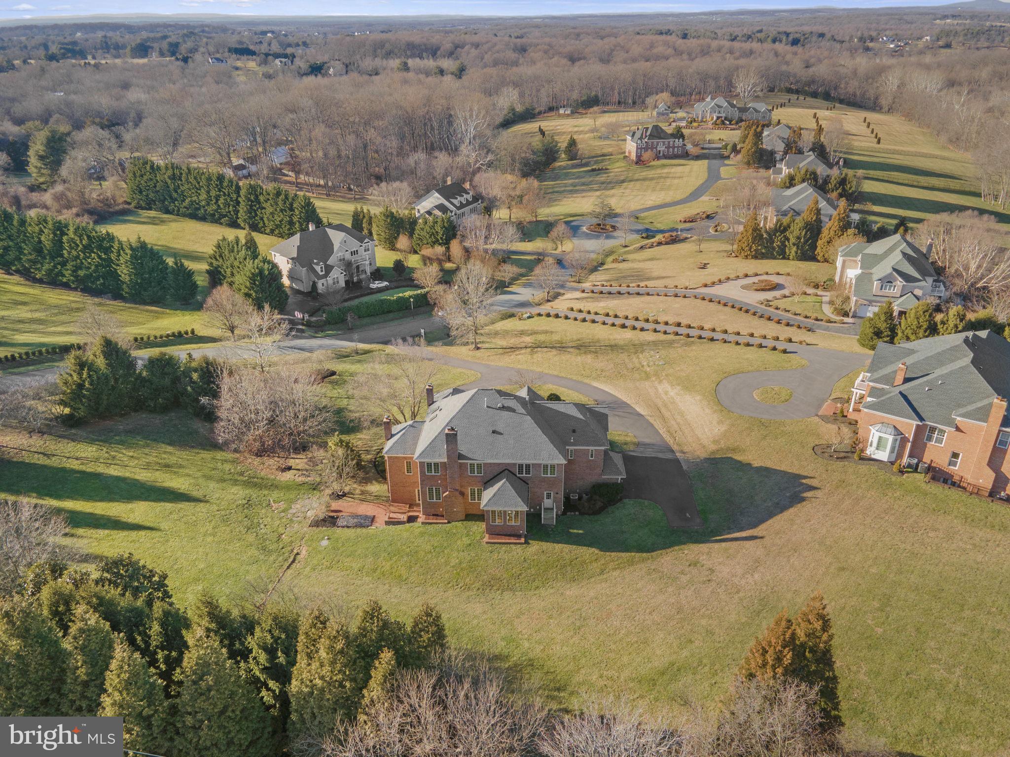 SENECA HIGHLANDS - Residential