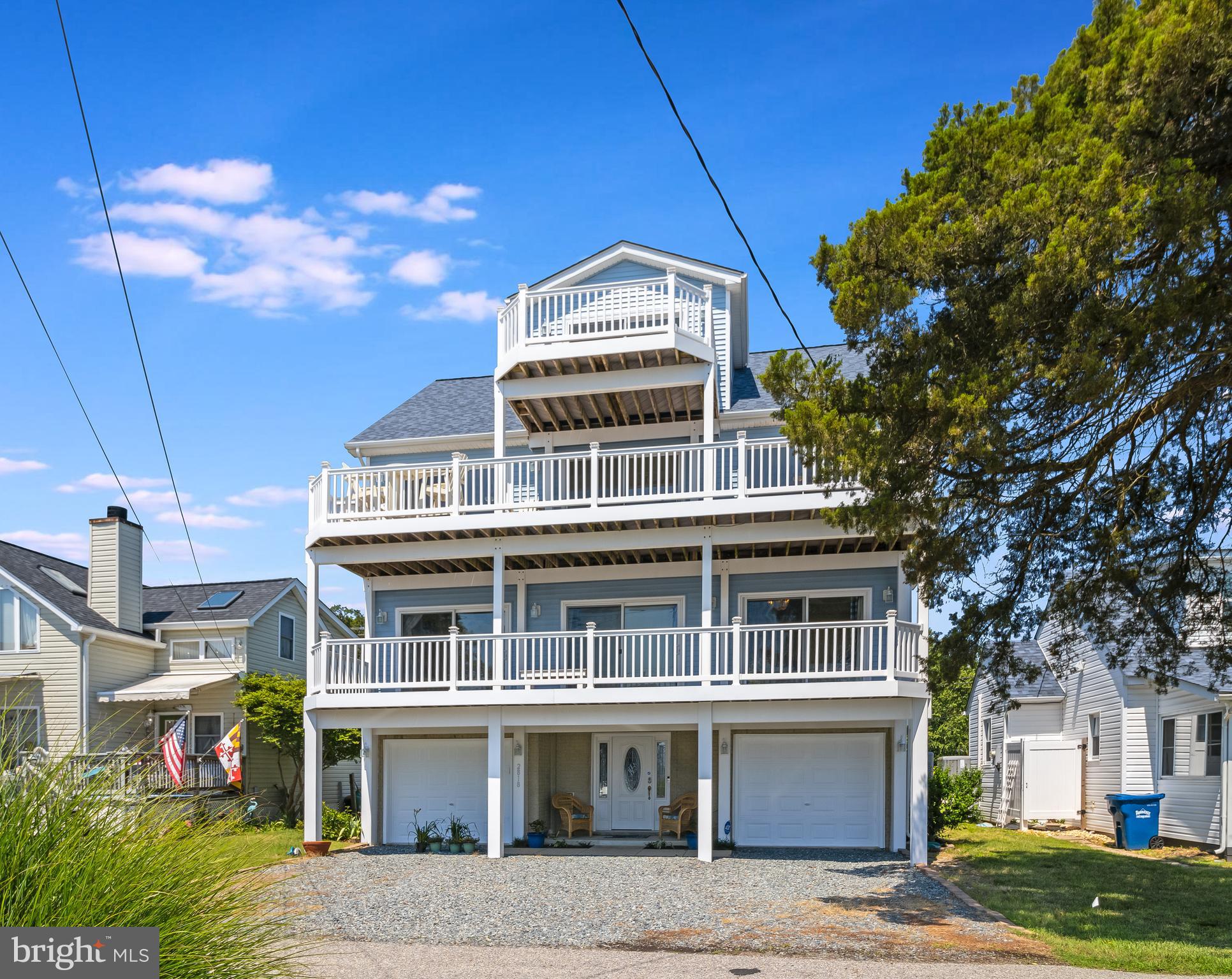 2818 BEACH DRIVE