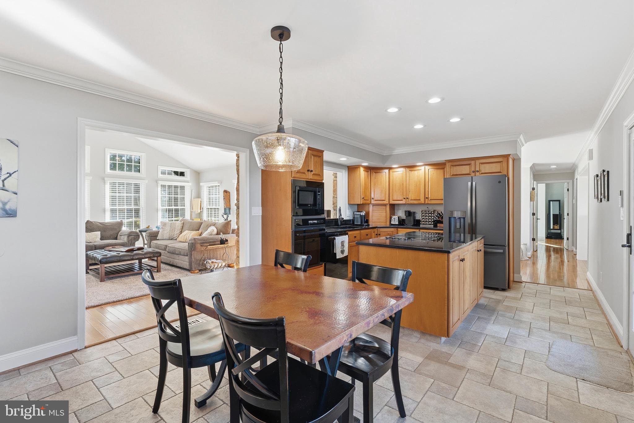 FLOHRVILLE - Residential