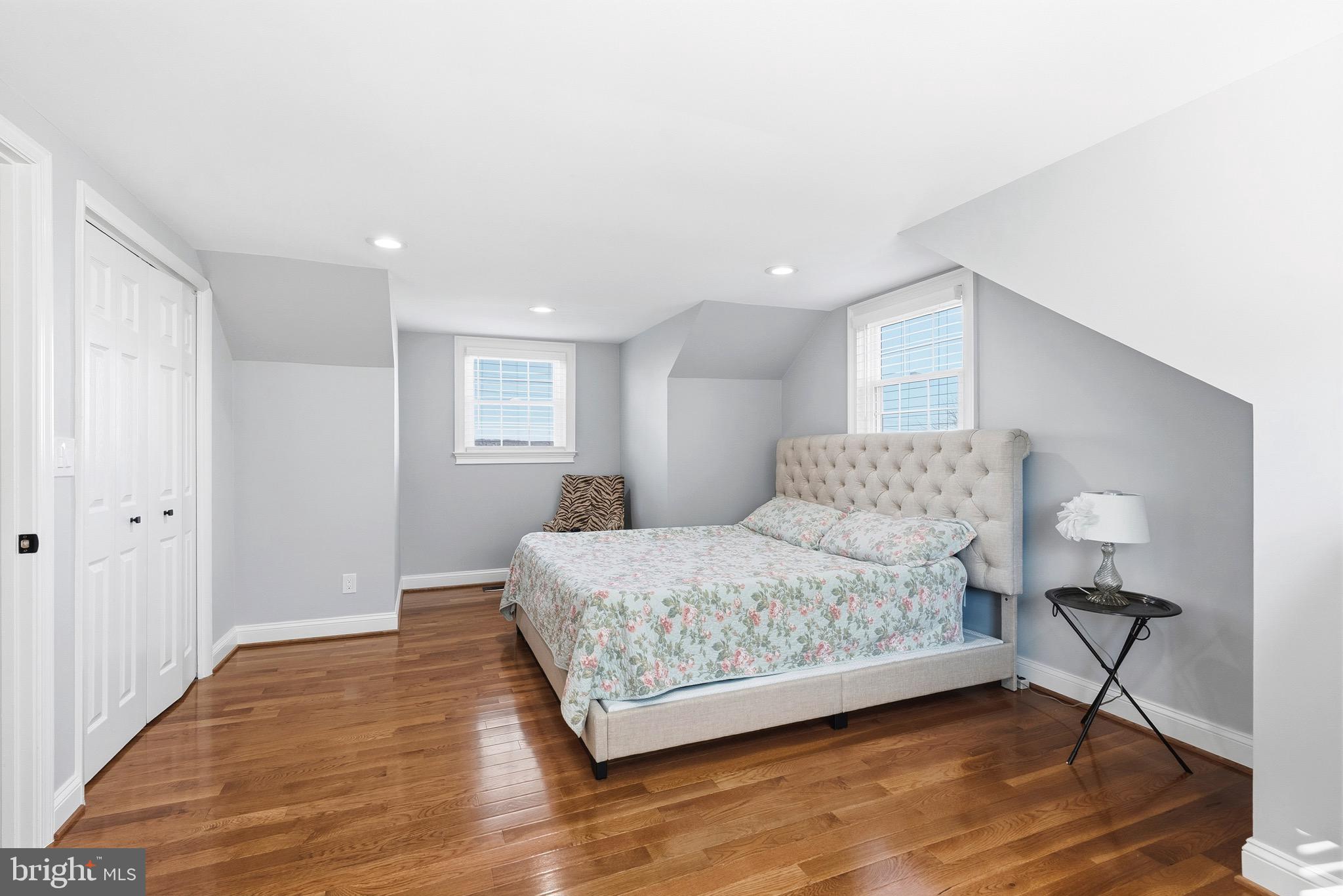 FLOHRVILLE - Residential