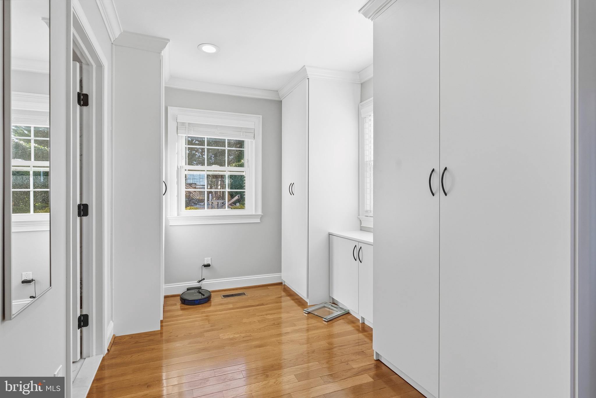 FLOHRVILLE - Residential