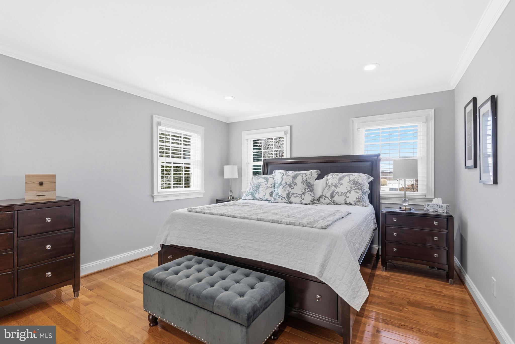 FLOHRVILLE - Residential