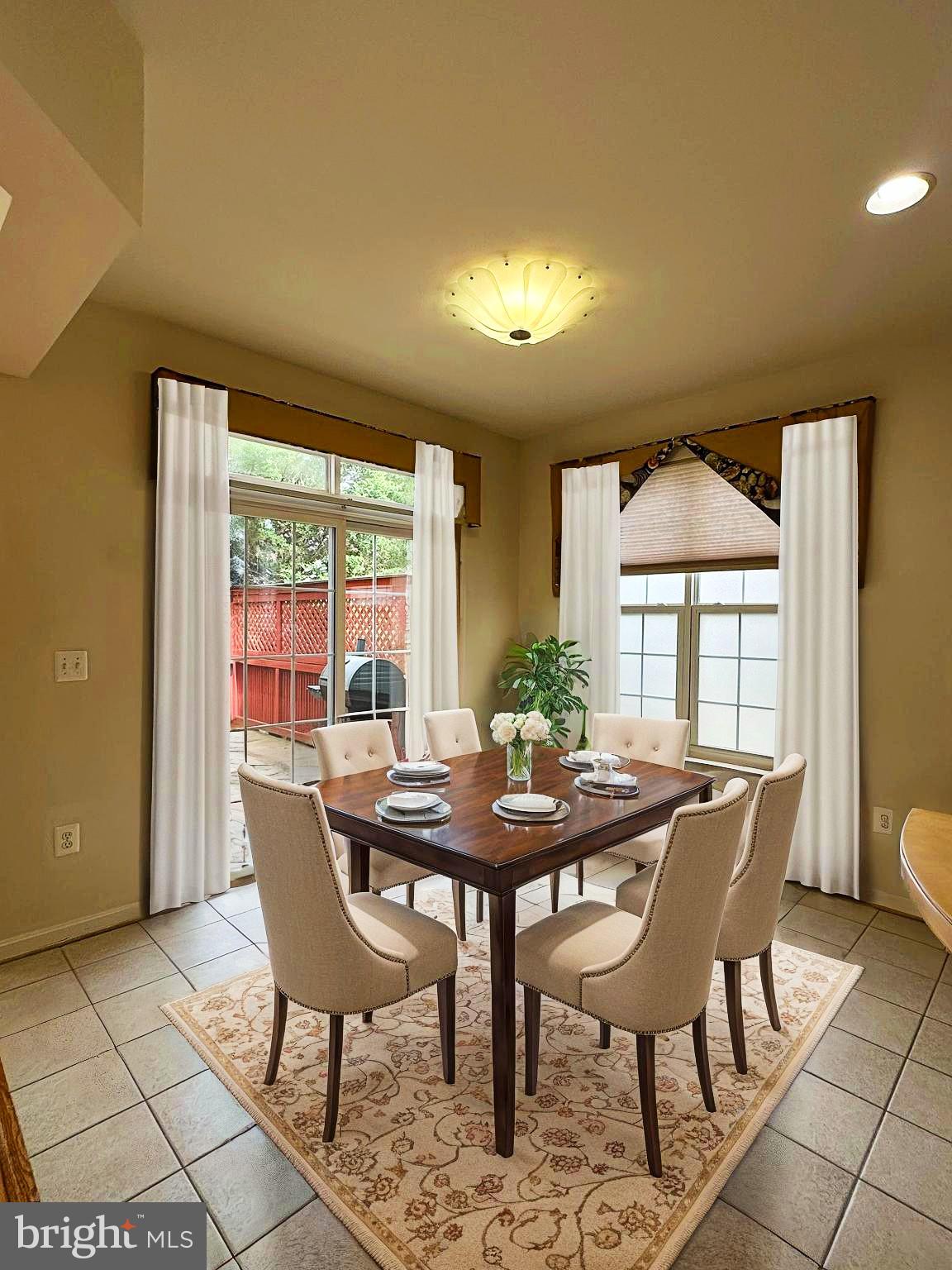 NORTH RIDGE - Residential Lease