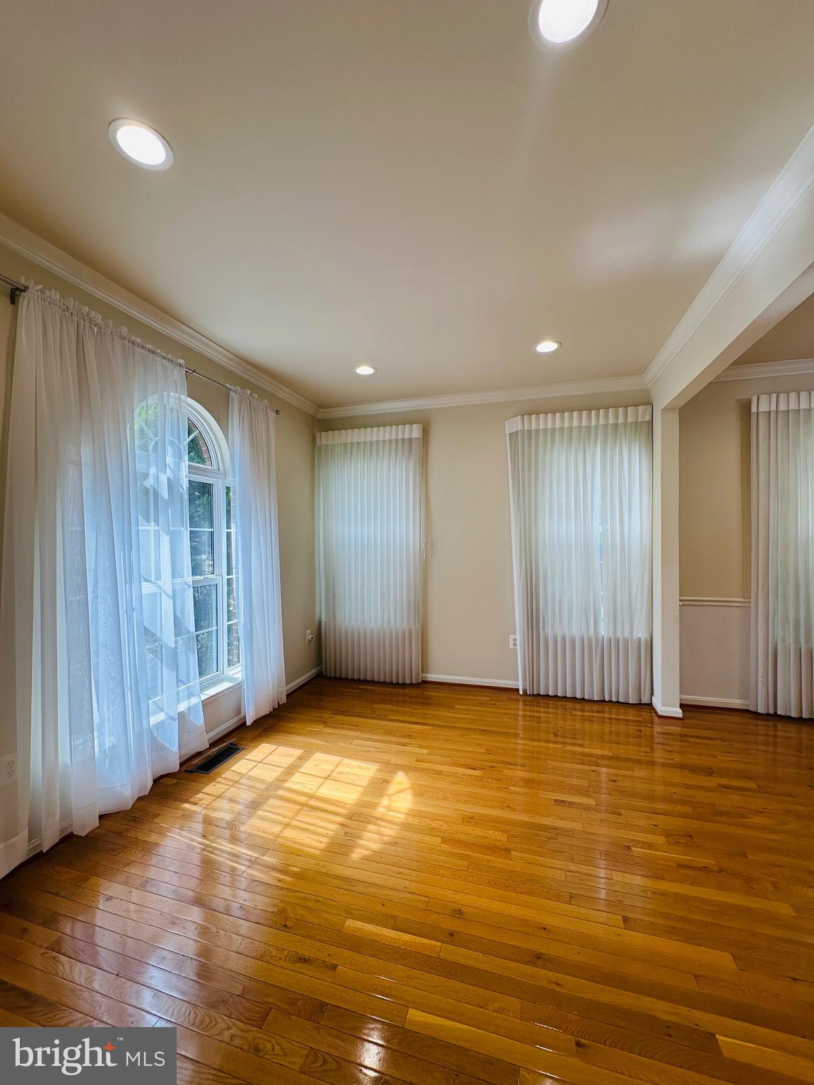 NORTH RIDGE - Residential Lease