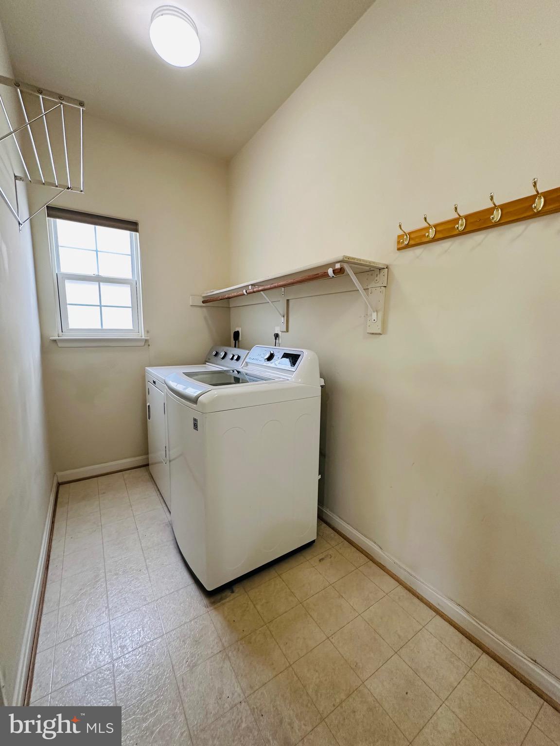 NORTH RIDGE - Residential Lease