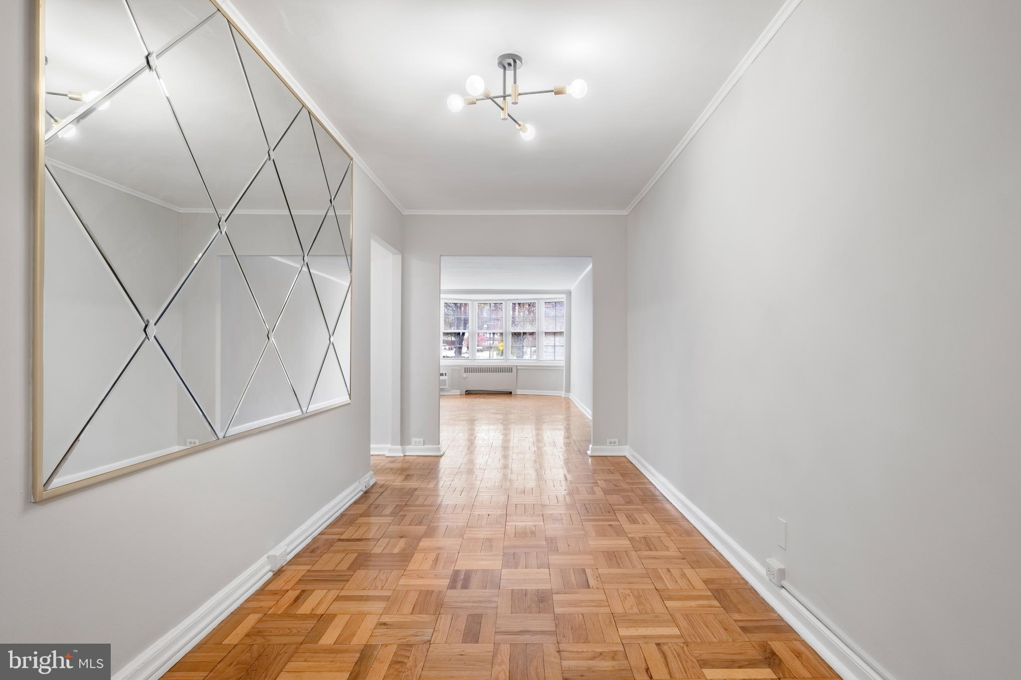 WYNNEWOOD PLAZA - Residential