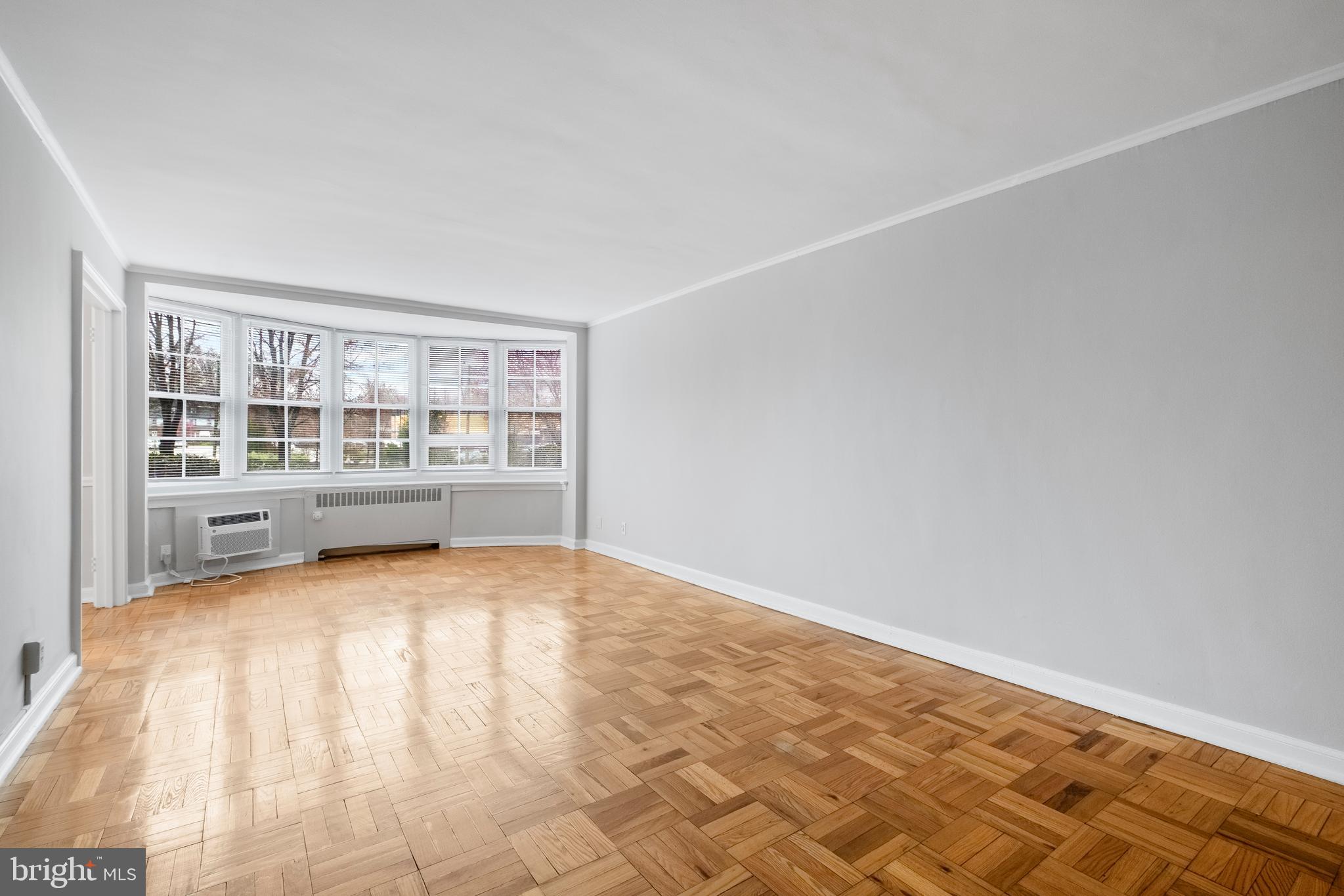 WYNNEWOOD PLAZA - Residential