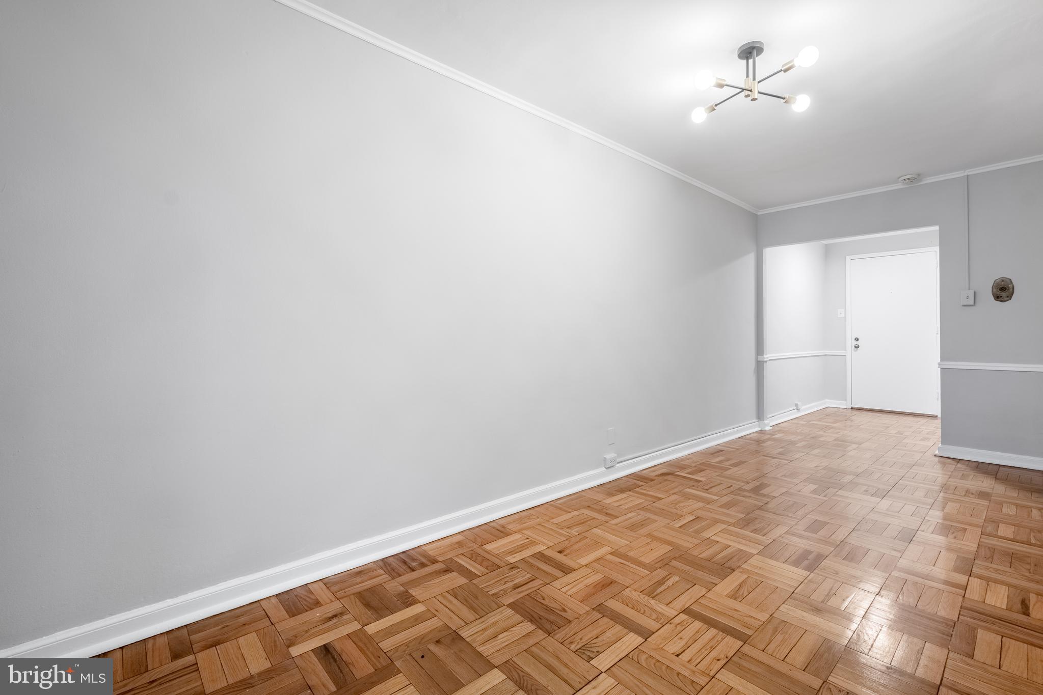 WYNNEWOOD PLAZA - Residential