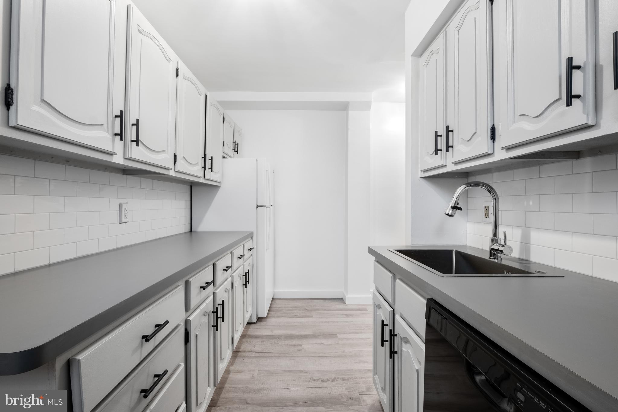 WYNNEWOOD PLAZA - Residential