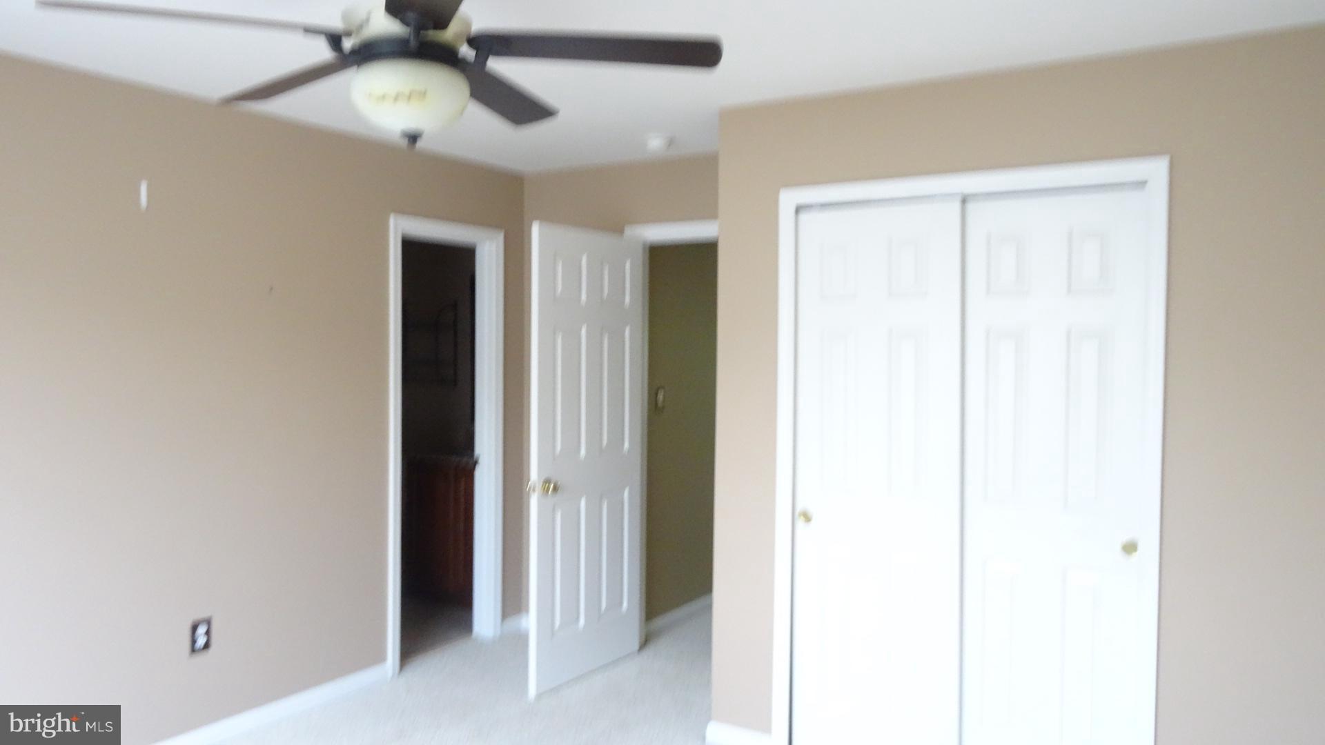 LEE'S CROSSING - Residential