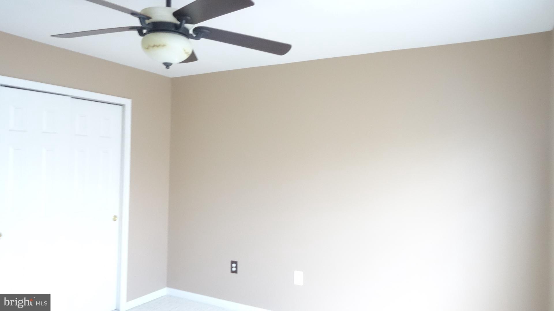 LEE'S CROSSING - Residential