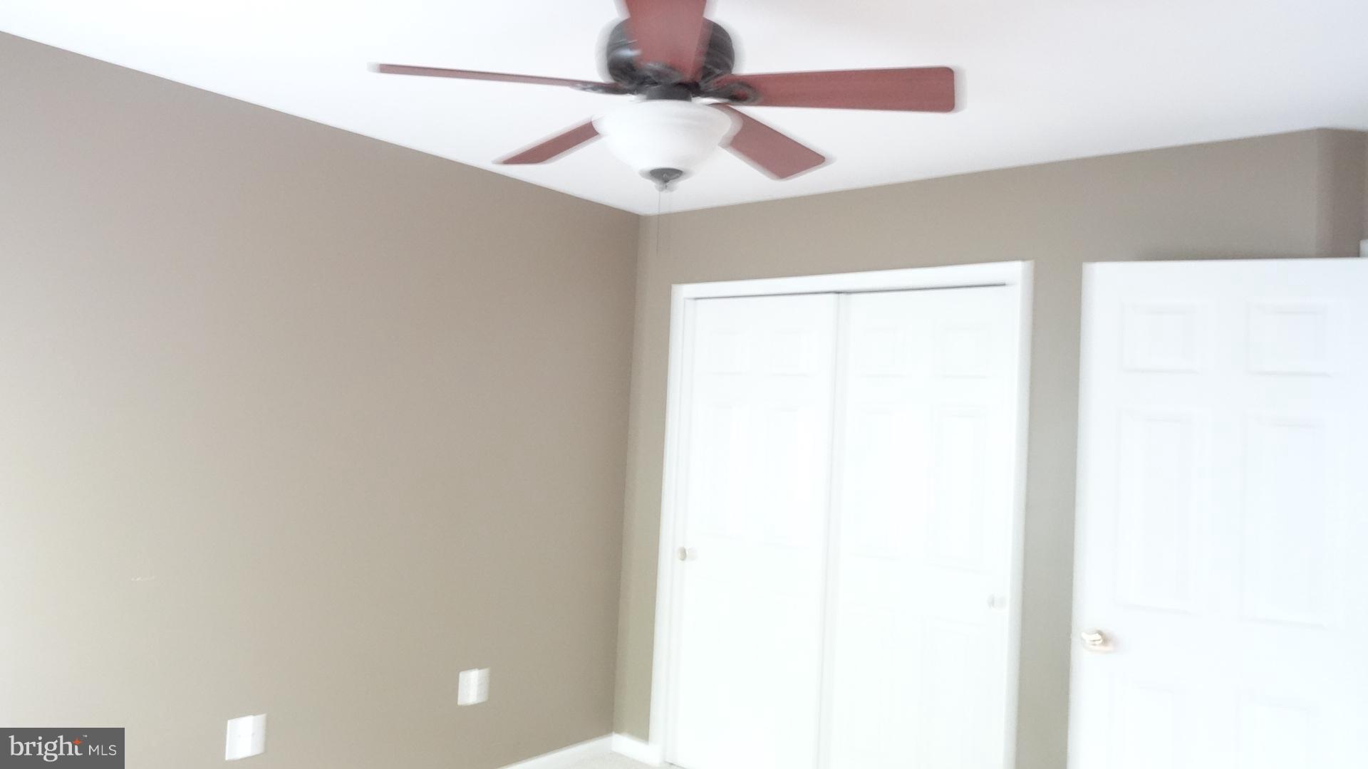 LEE'S CROSSING - Residential