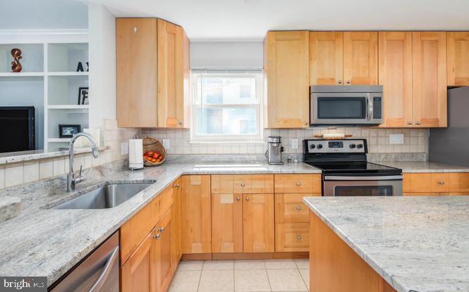 HUNGERFORD - Residential Lease