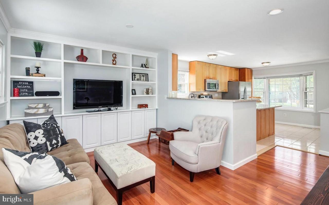 HUNGERFORD - Residential Lease