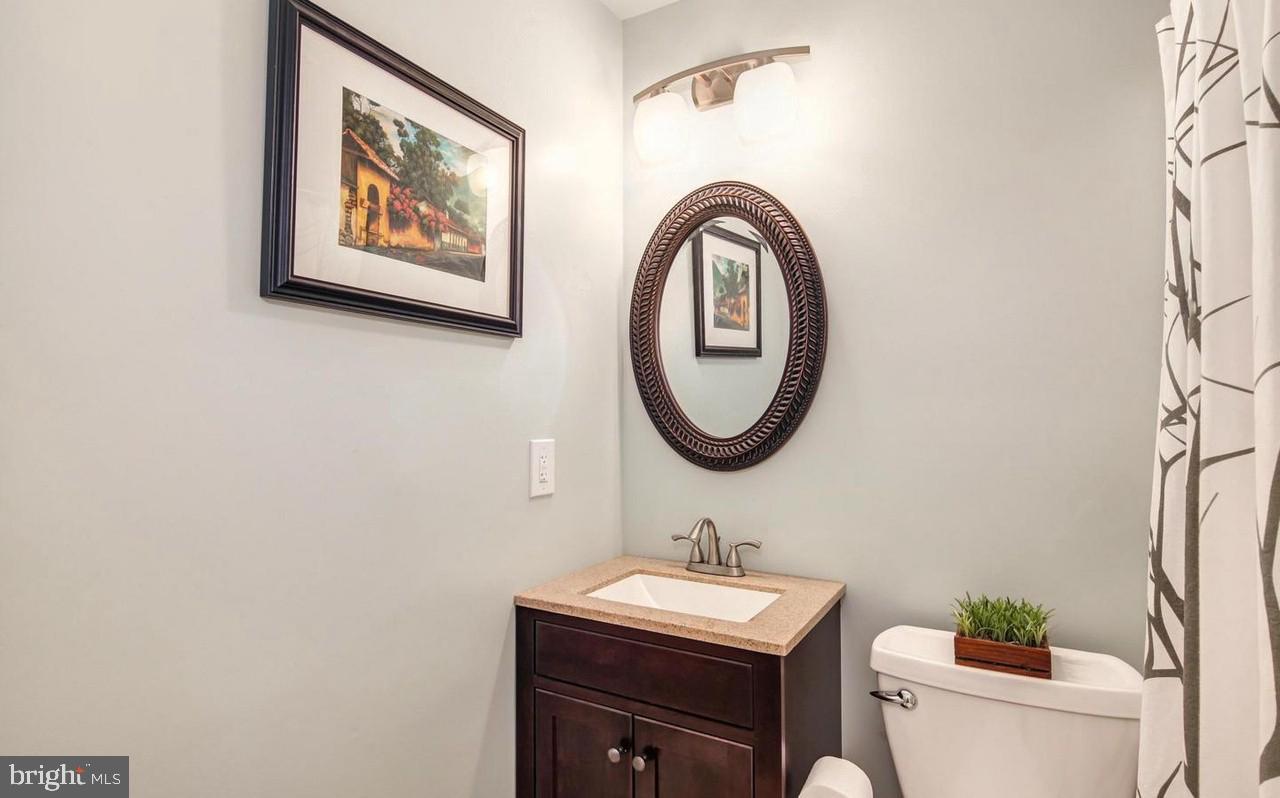 HUNGERFORD - Residential Lease