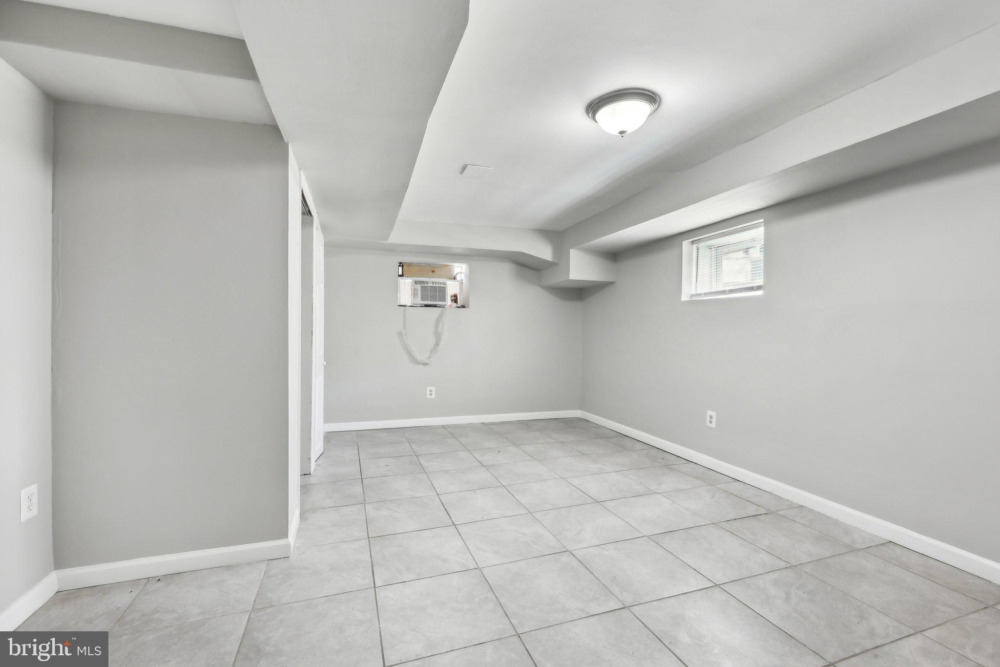 GLENARDEN HEIGHTS - Residential