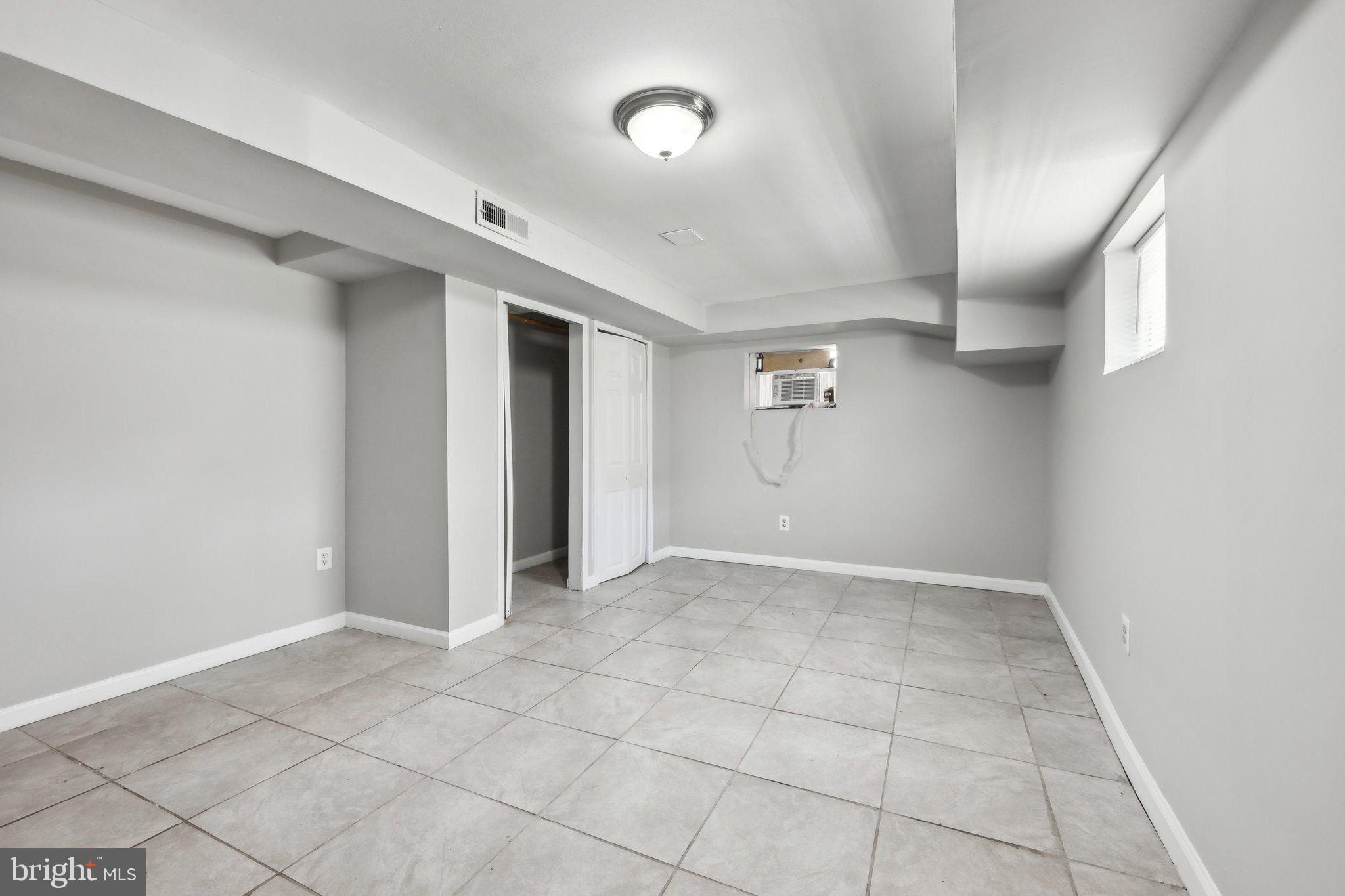 GLENARDEN HEIGHTS - Residential