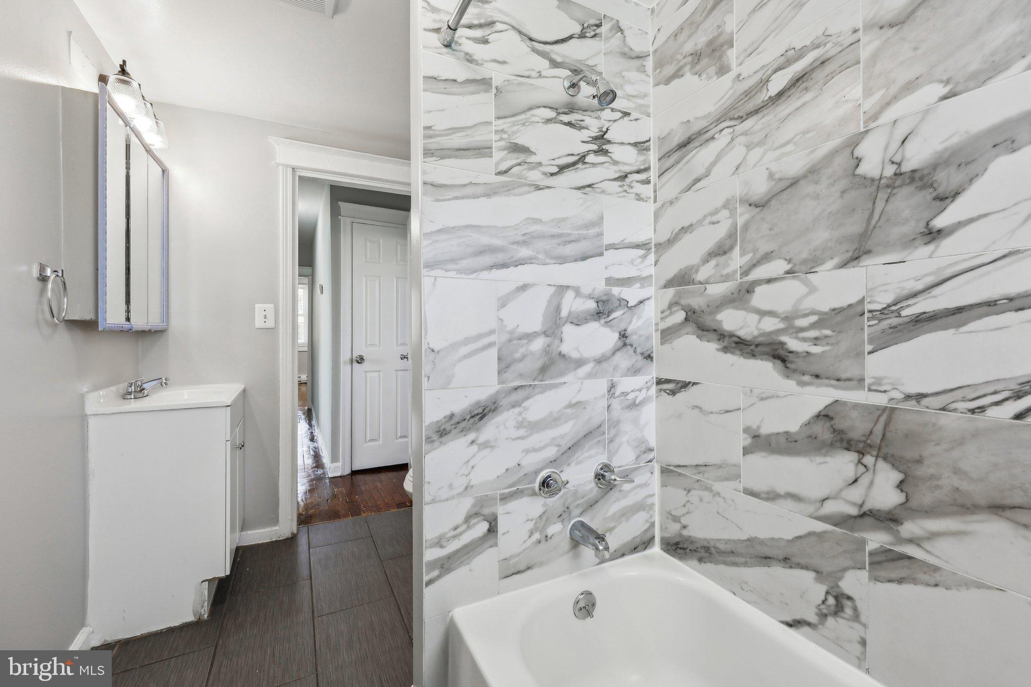 GLENARDEN HEIGHTS - Residential