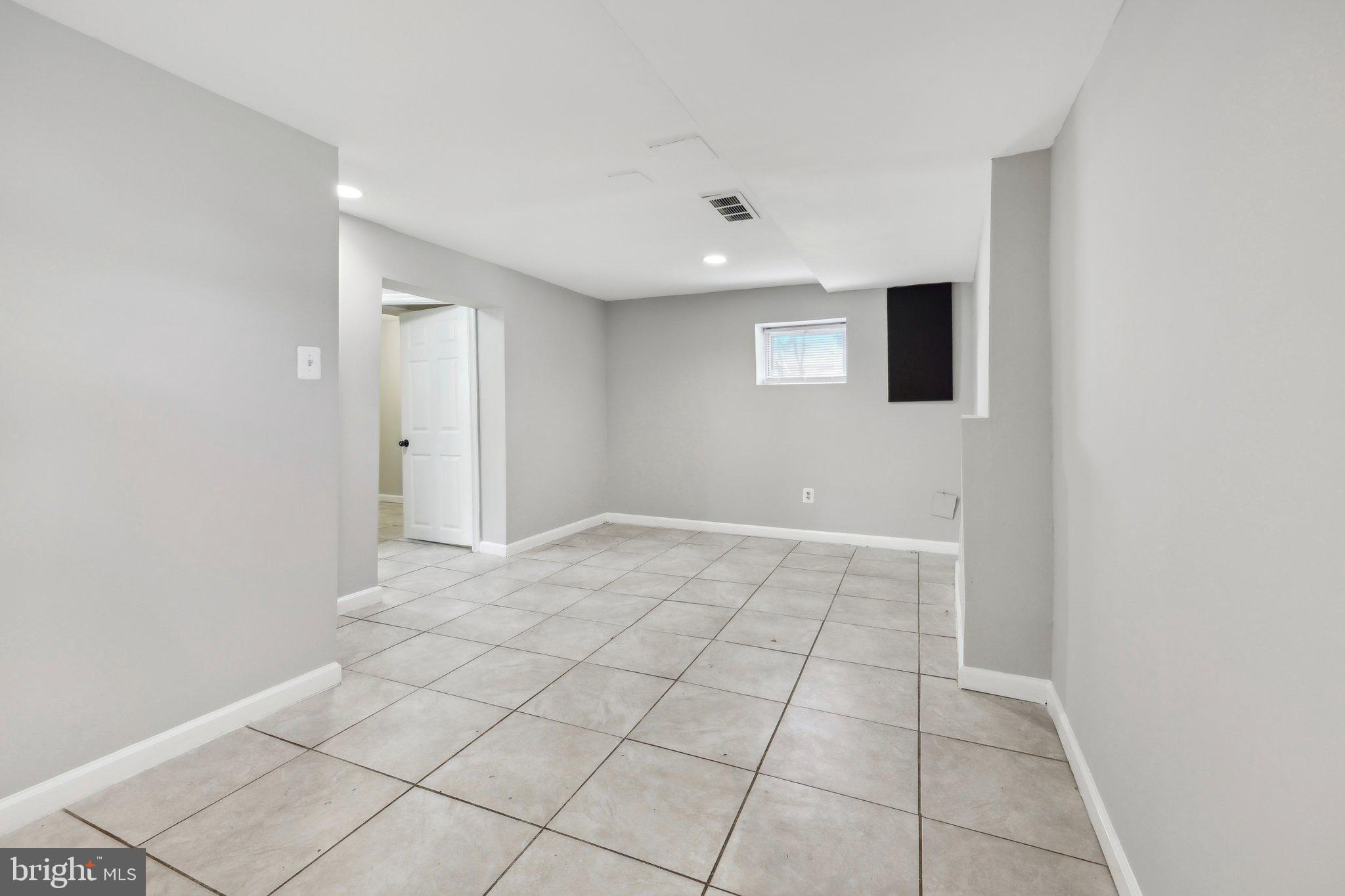 GLENARDEN HEIGHTS - Residential