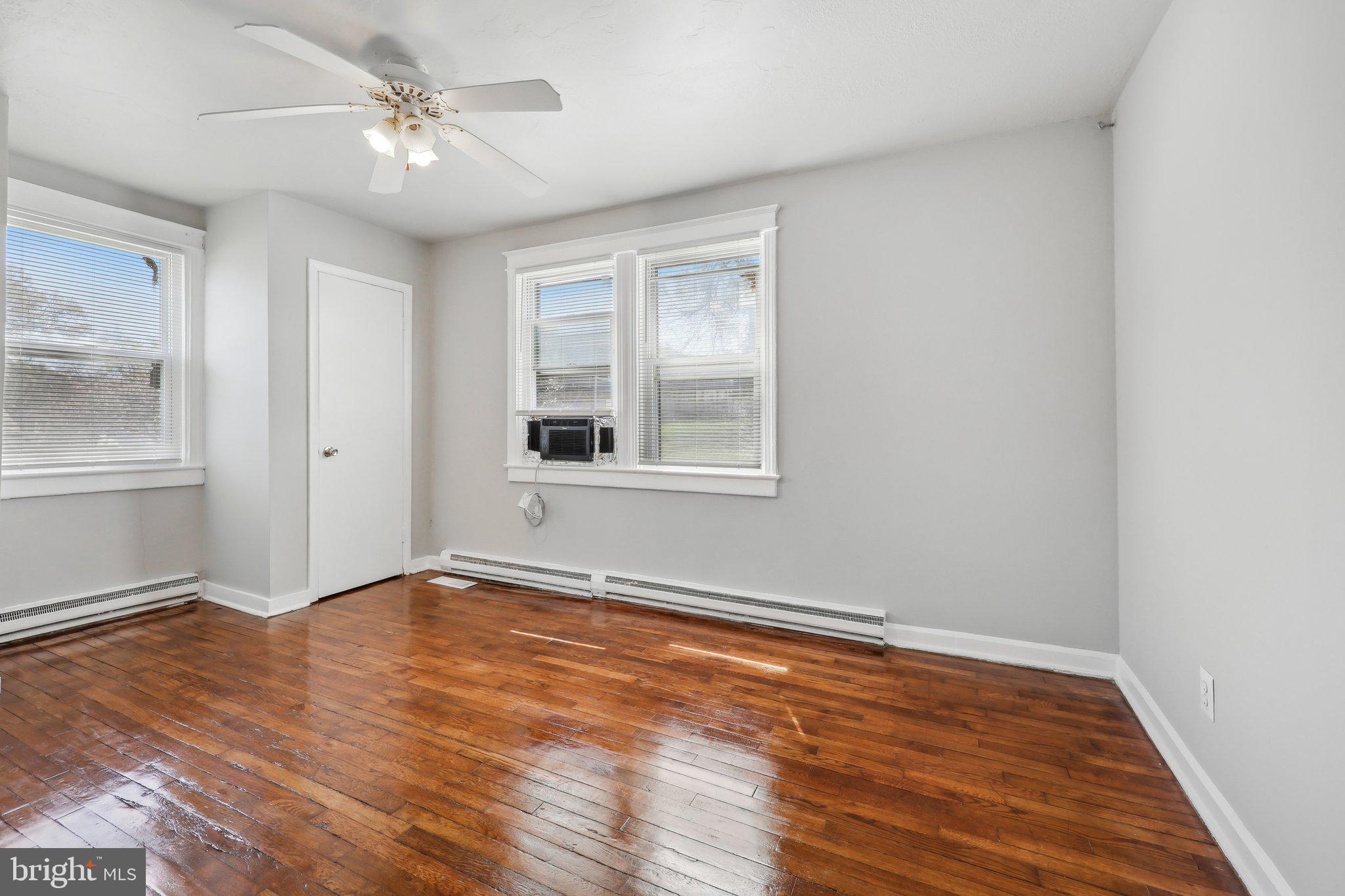 GLENARDEN HEIGHTS - Residential