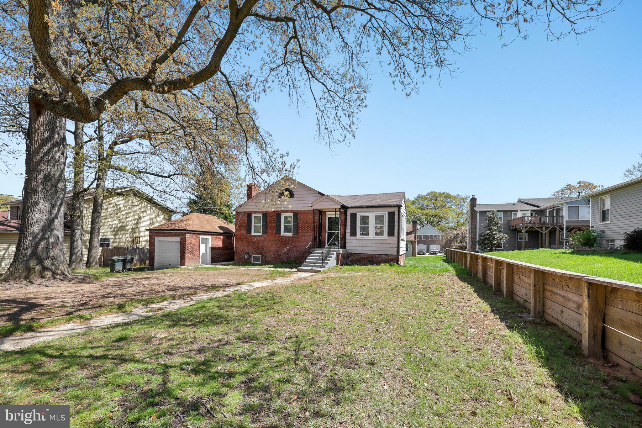 GLENARDEN HEIGHTS - Residential