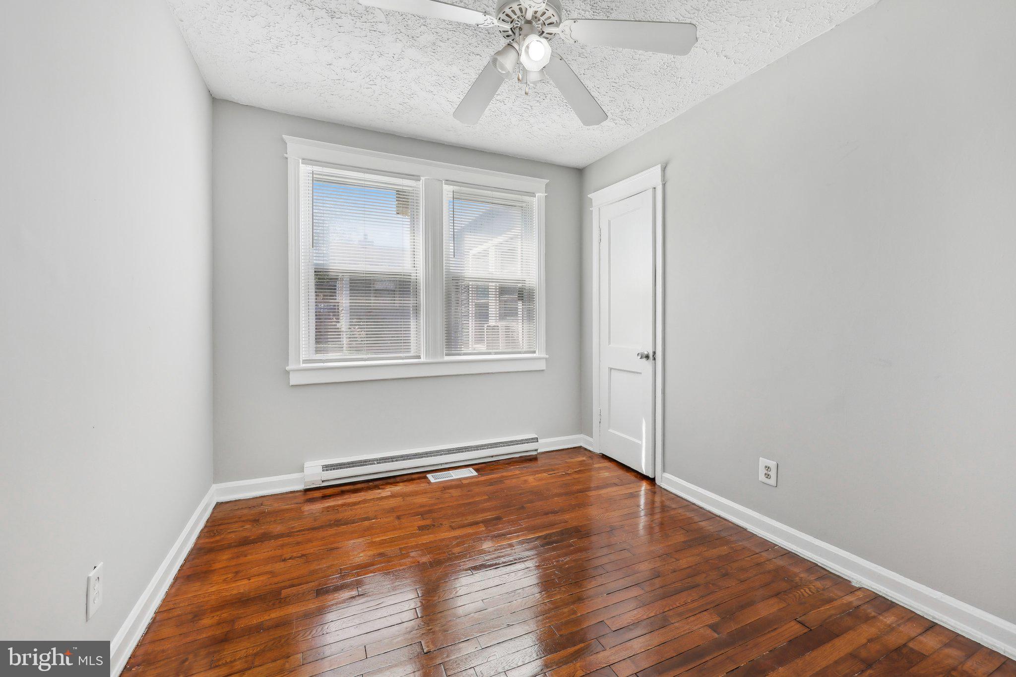 GLENARDEN HEIGHTS - Residential